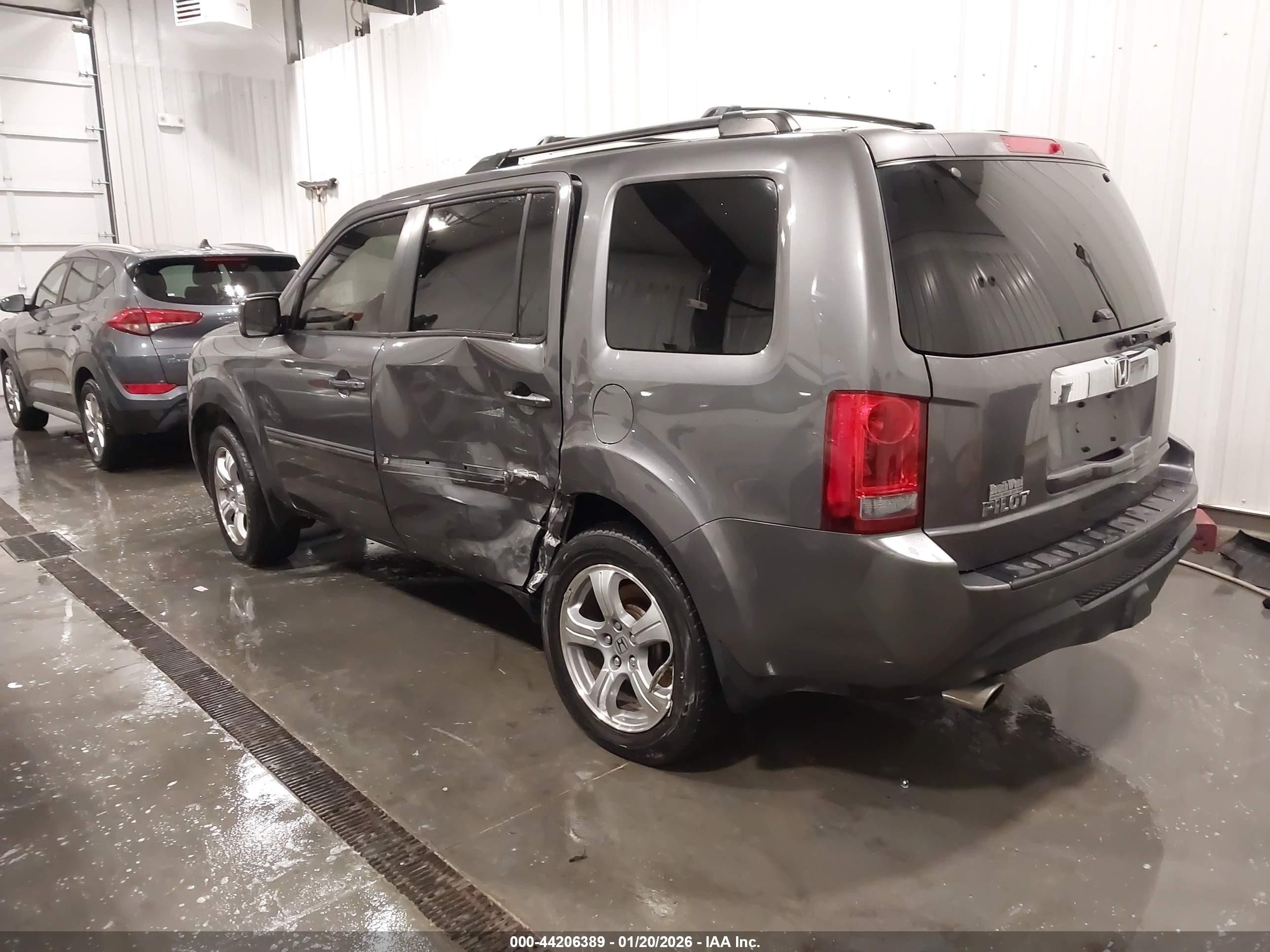 2014 Honda Pilot Ex-l Gray vin: 5FNYF3H50EB005551