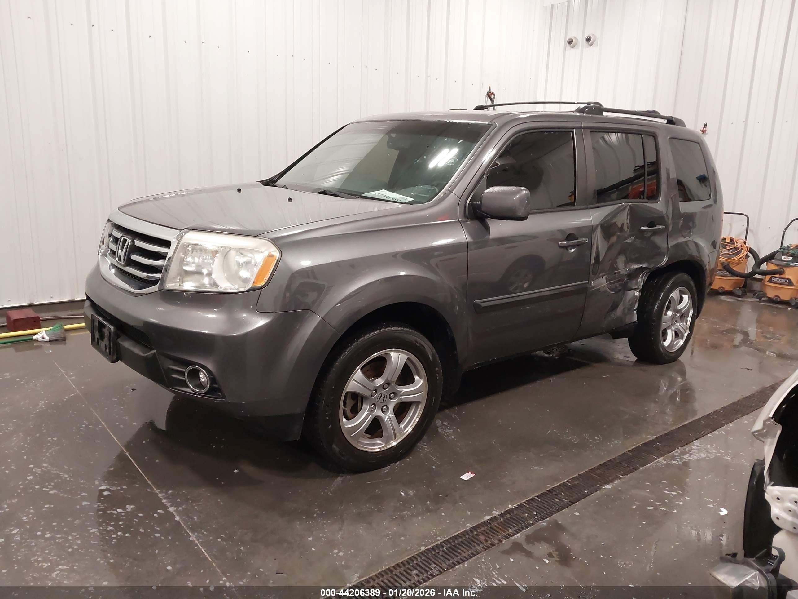 2014 Honda Pilot Ex-l Gray vin: 5FNYF3H50EB005551