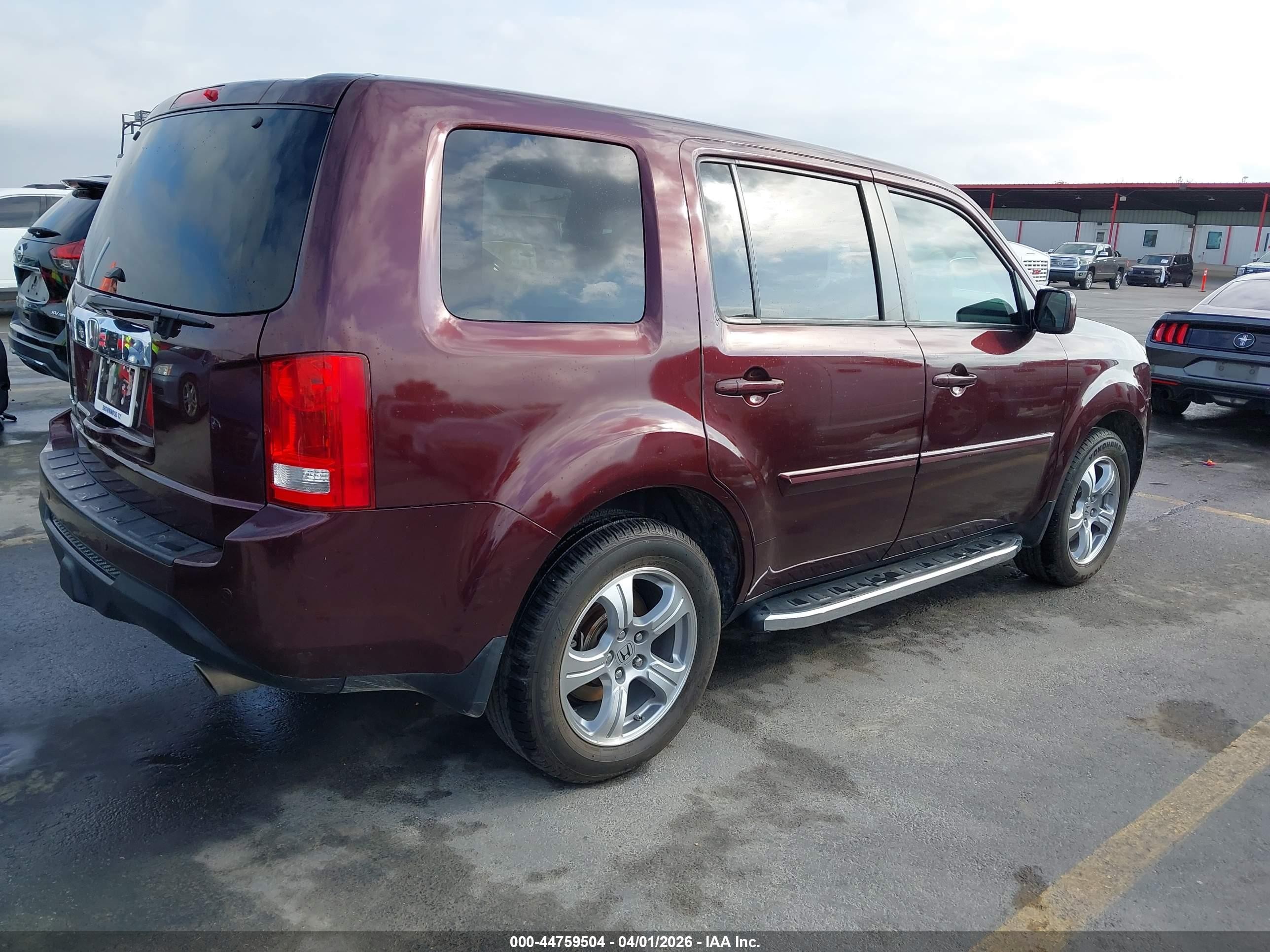 2014 Honda Pilot Ex-l Red vin: 5FNYF3H50EB023113