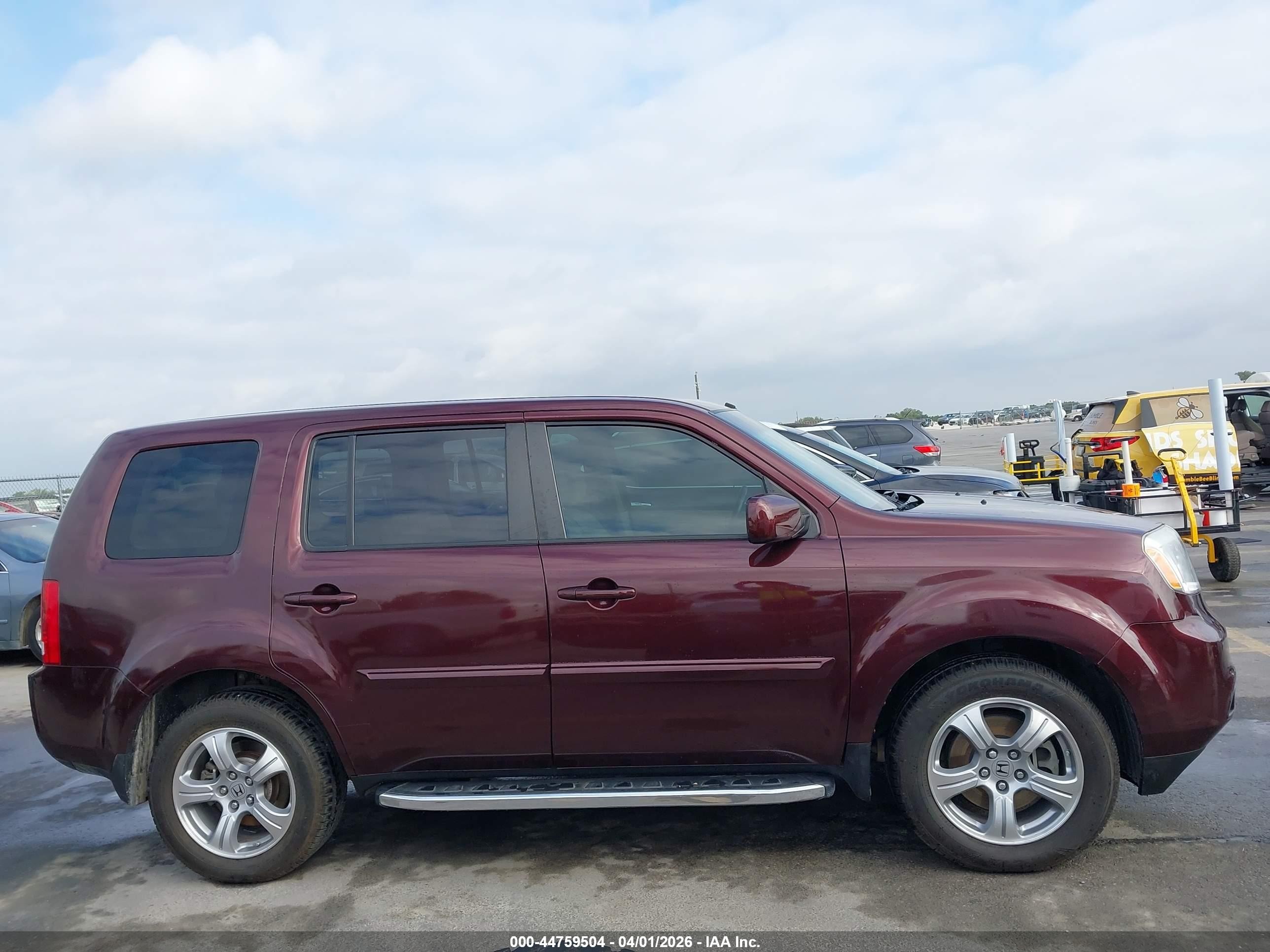 2014 Honda Pilot Ex-l Red vin: 5FNYF3H50EB023113