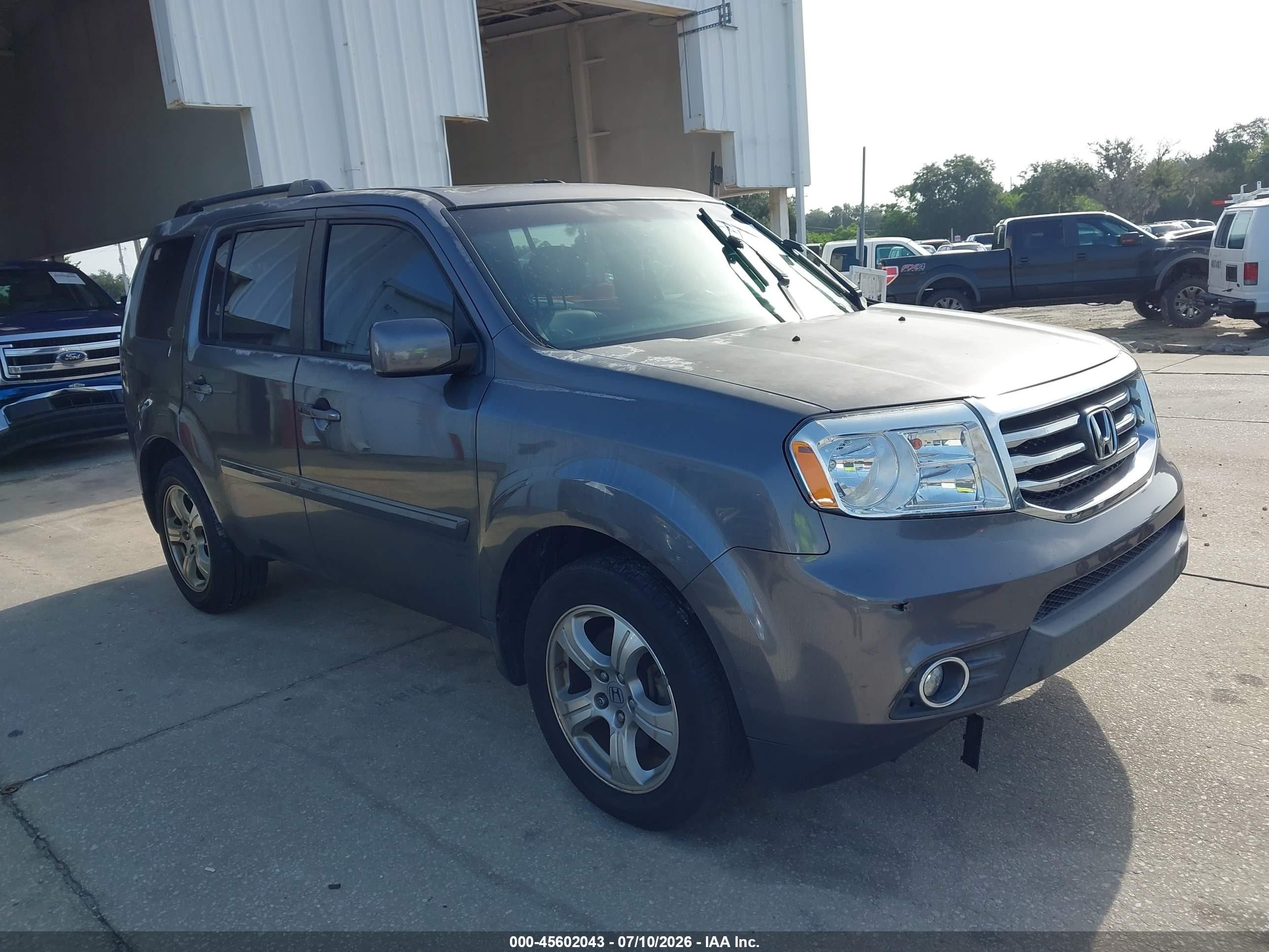 2015 Honda Pilot Ex-l Gray vin: 5FNYF3H50FB021444