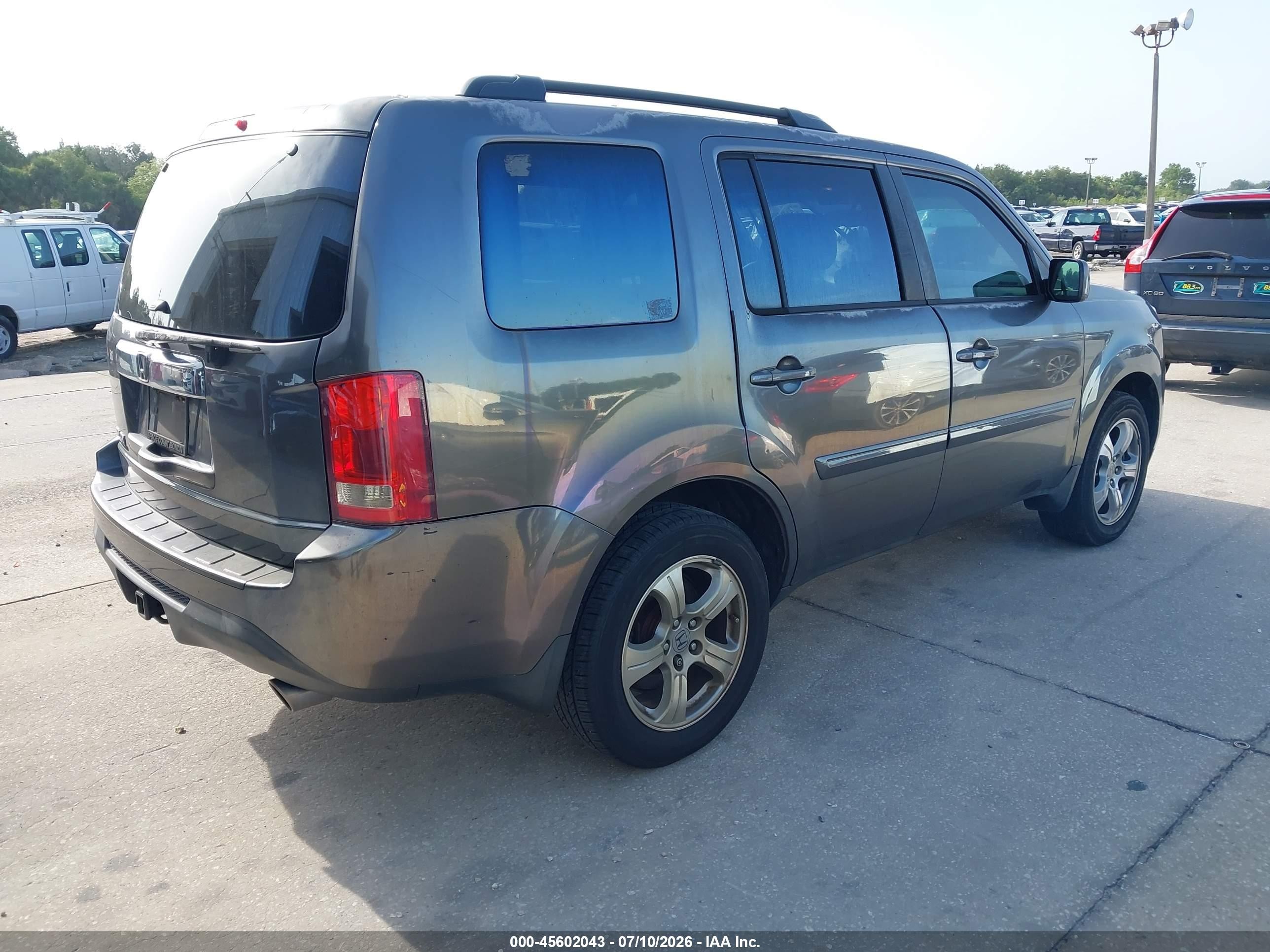 2015 Honda Pilot Ex-l Gray vin: 5FNYF3H50FB021444