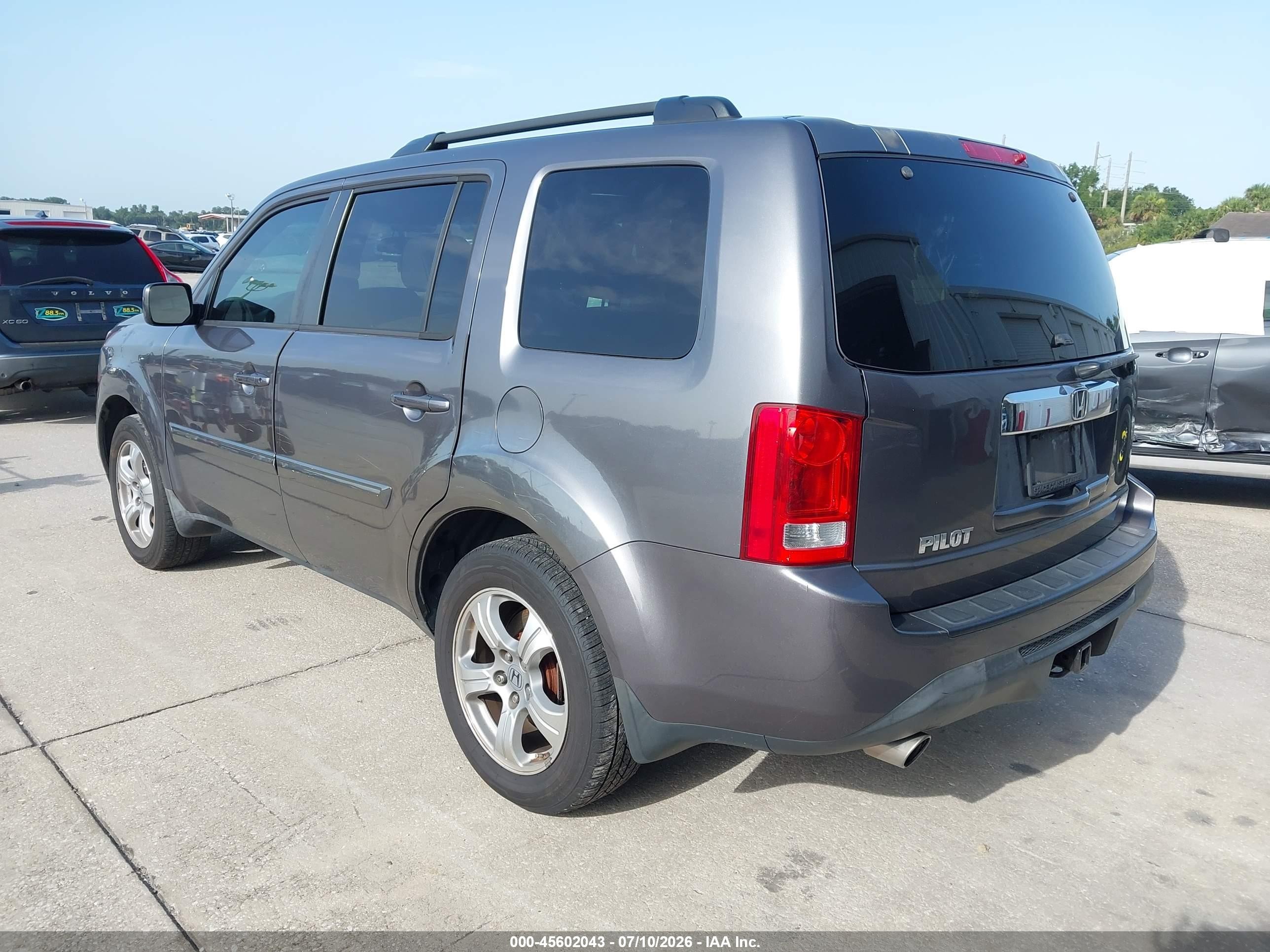 2015 Honda Pilot Ex-l Gray vin: 5FNYF3H50FB021444