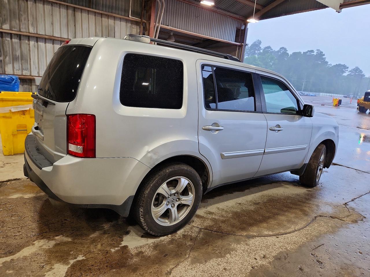 2015 Honda Pilot Exl Silver vin: 5FNYF3H50FB029916