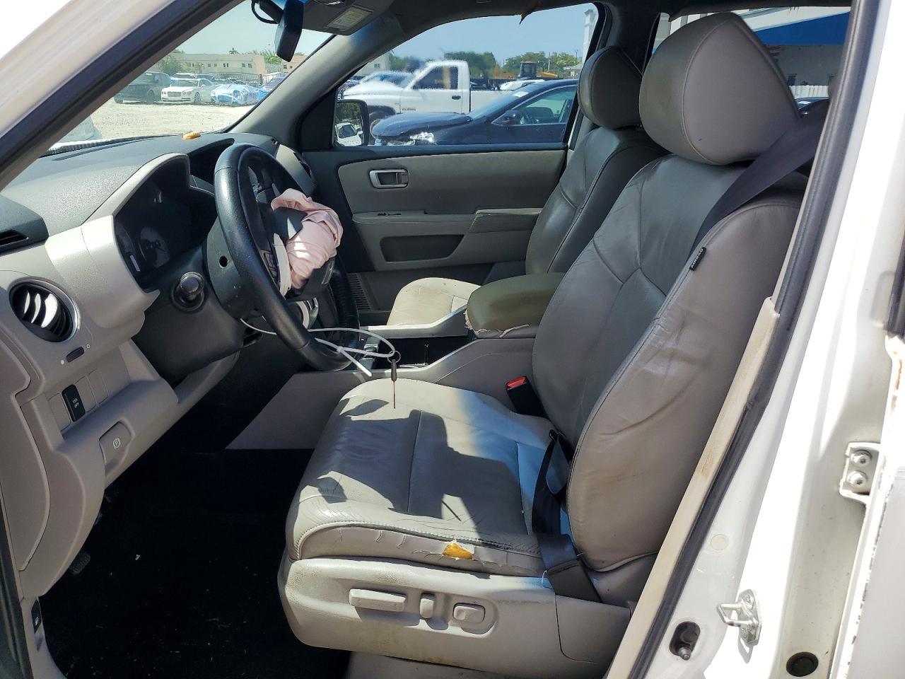 2011 Honda Pilot Exl White vin: 5FNYF3H51BB033581