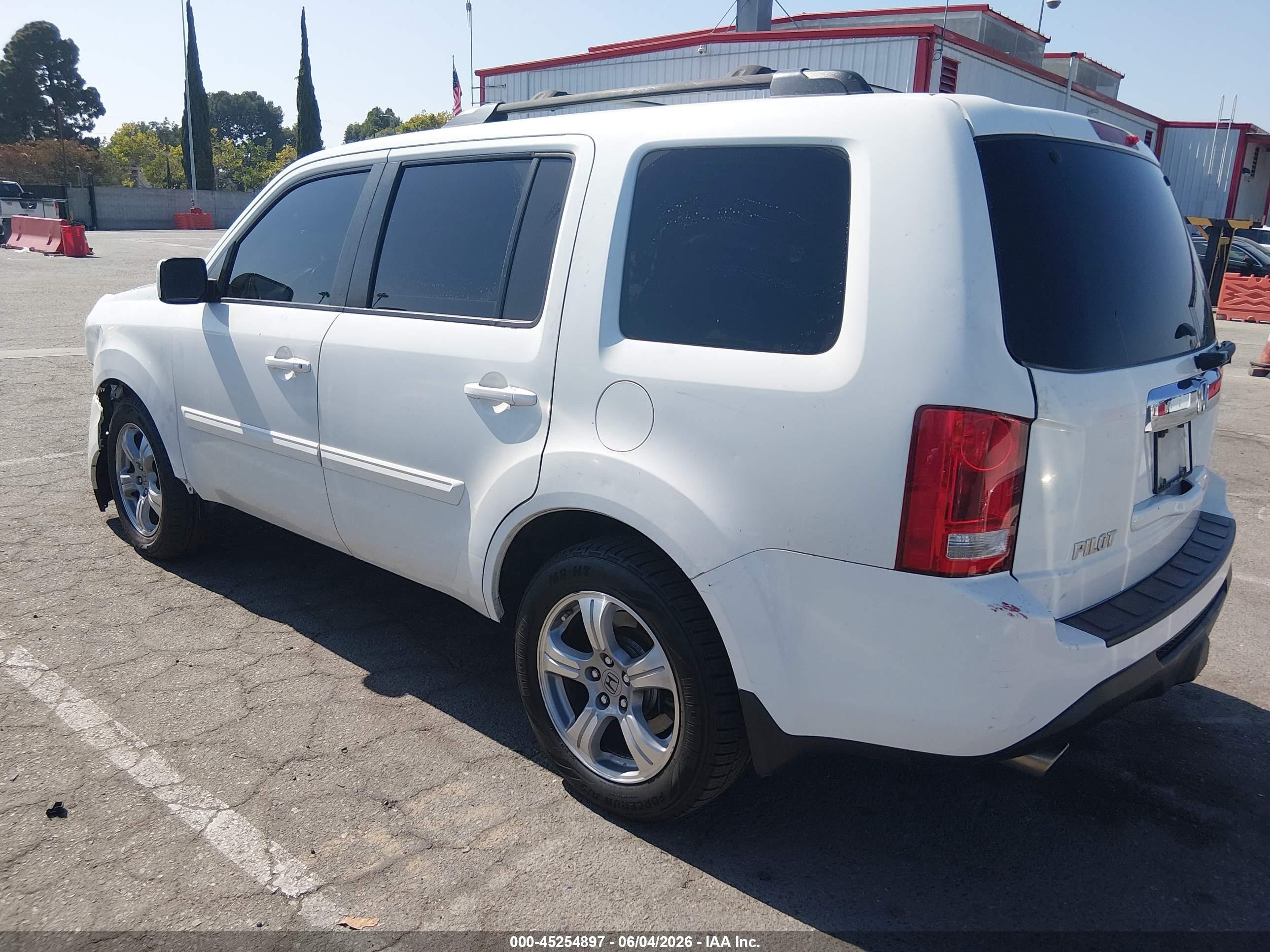 2013 Honda Pilot Ex-l White vin: 5FNYF3H51DB005962