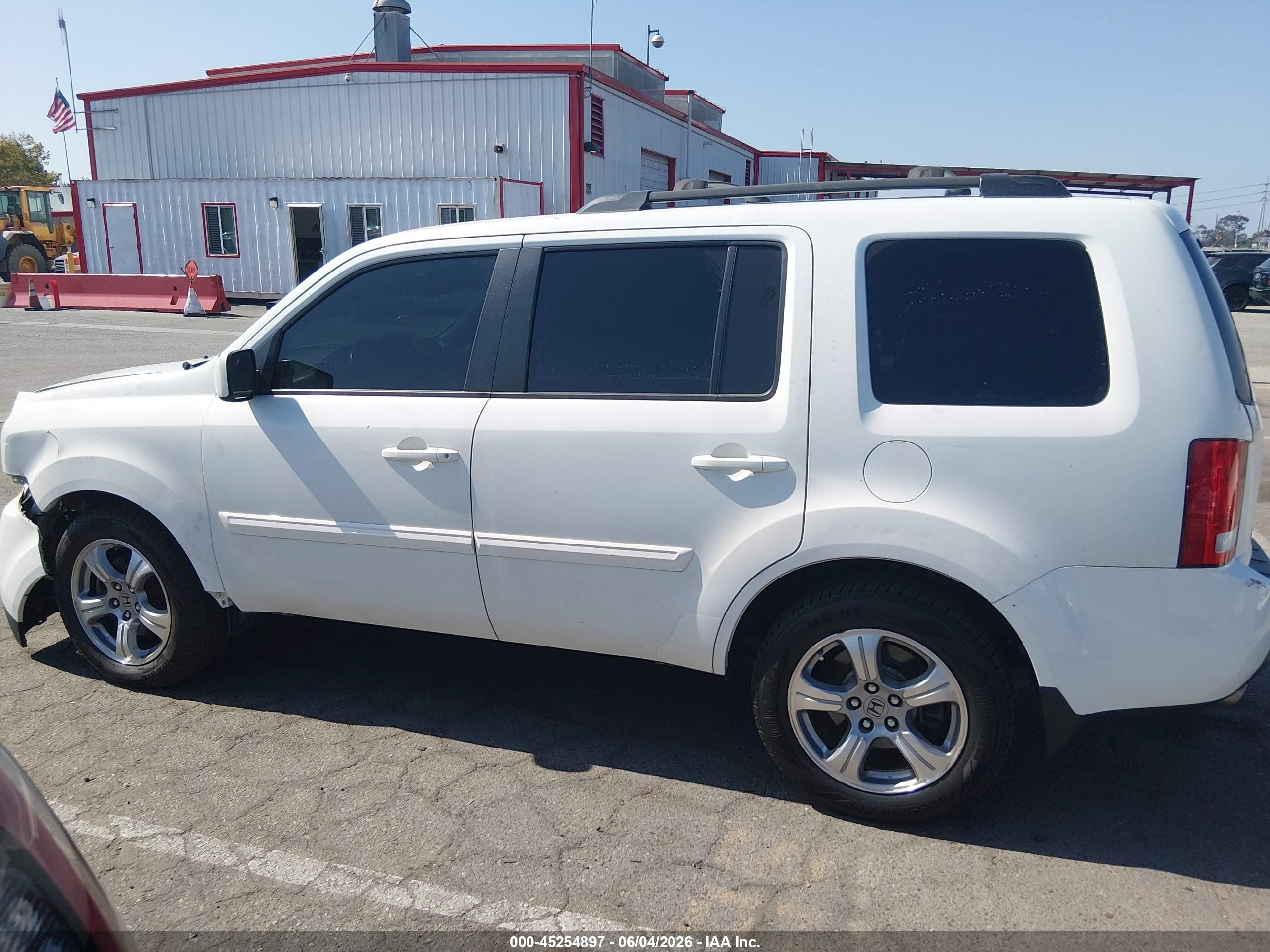 2013 Honda Pilot Ex-l White vin: 5FNYF3H51DB005962