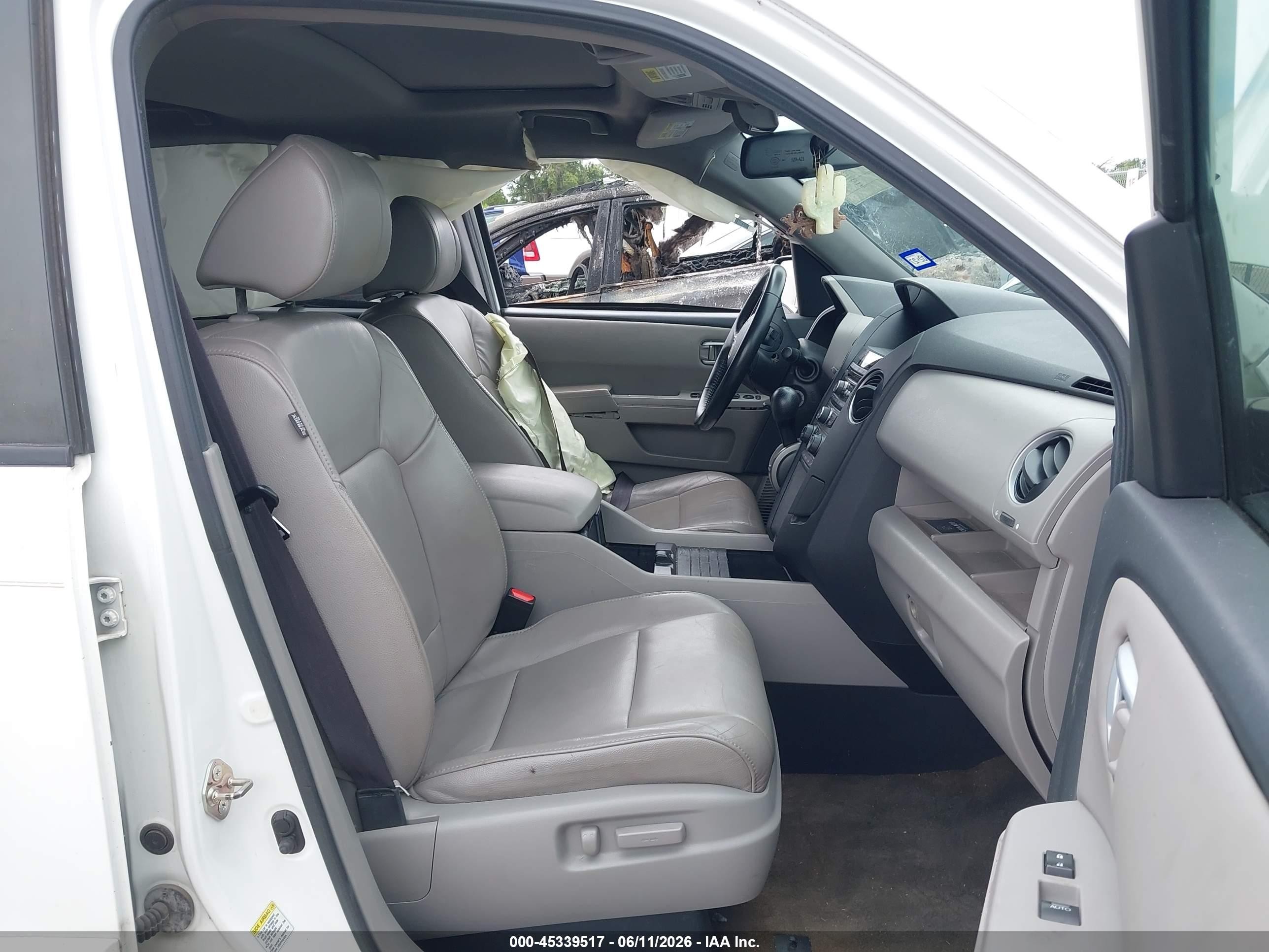 2013 Honda Pilot Ex-l White vin: 5FNYF3H51DB013656