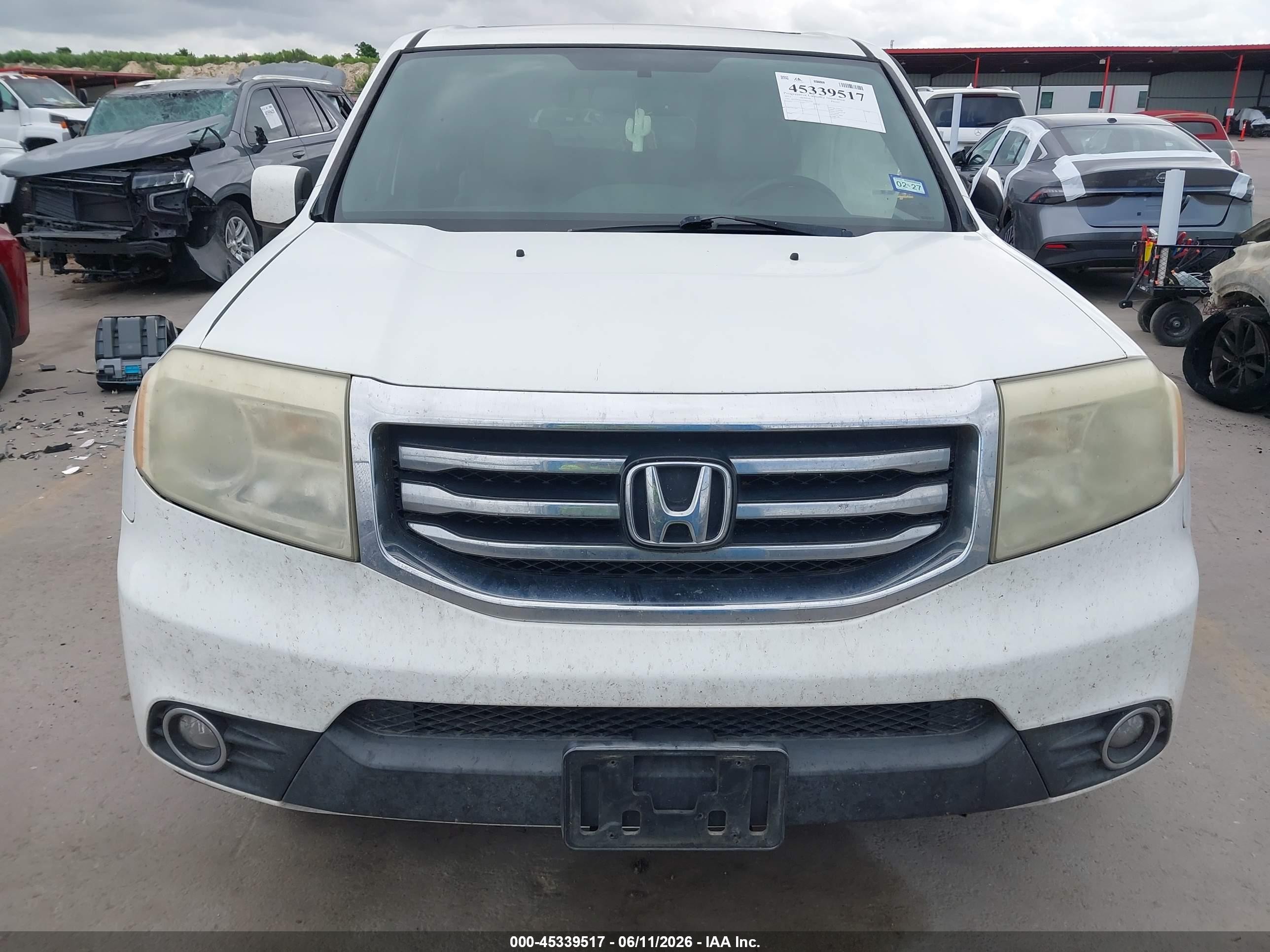 2013 Honda Pilot Ex-l White vin: 5FNYF3H51DB013656