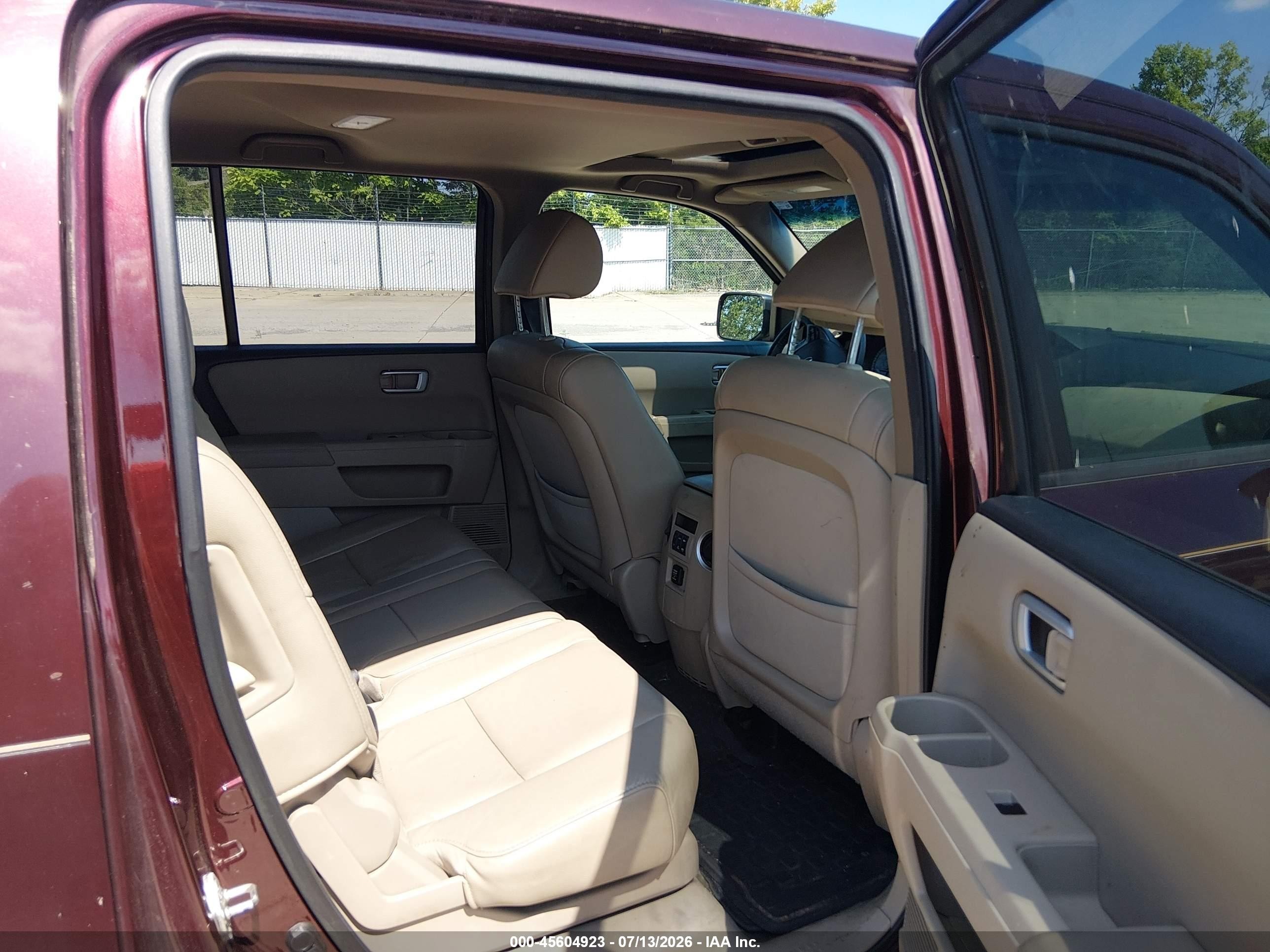 2014 Honda Pilot Ex-l Burgundy vin: 5FNYF3H51EB001640