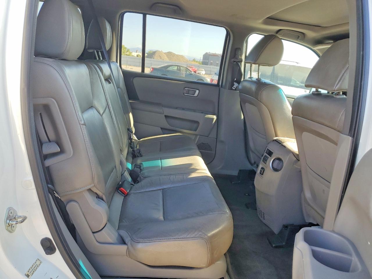2014 Honda Pilot Exl White vin: 5FNYF3H51EB006188