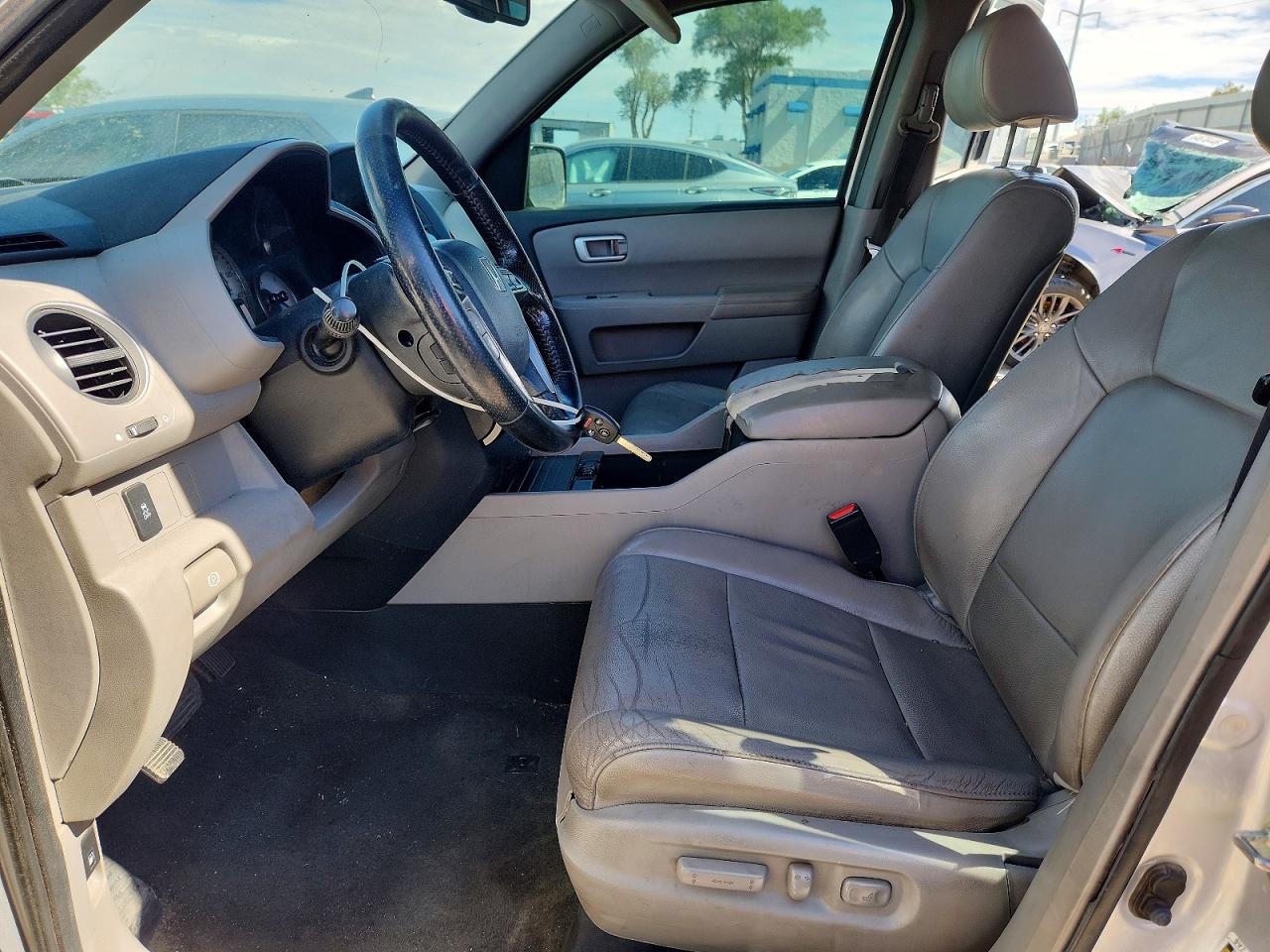2014 Honda Pilot Exl Silver vin: 5FNYF3H51EB009110