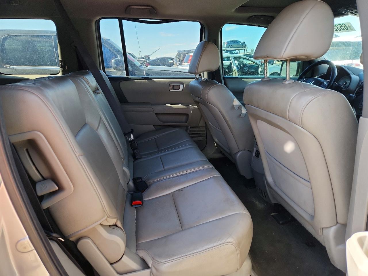 2014 Honda Pilot Exl Silver vin: 5FNYF3H51EB009110