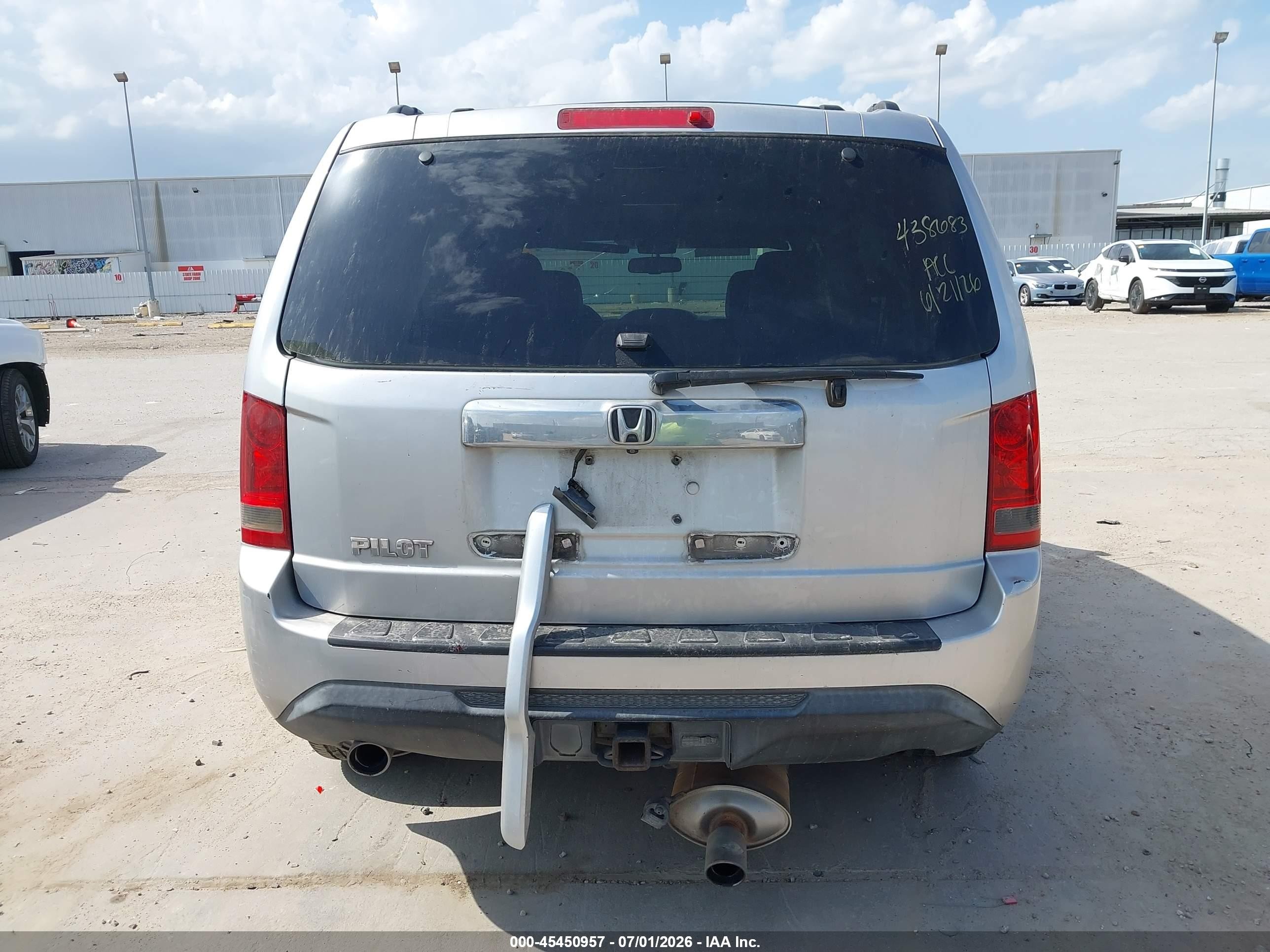 2014 Honda Pilot Ex-l Silver vin: 5FNYF3H51EB014338