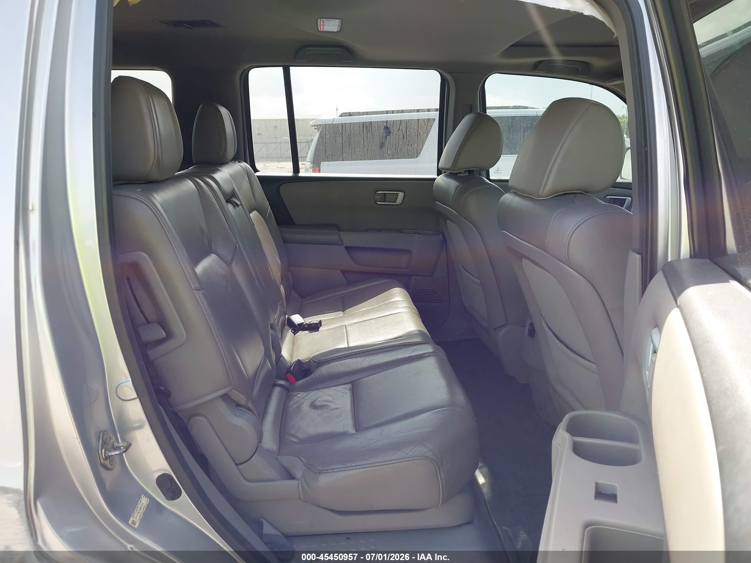 2014 Honda Pilot Ex-l Silver vin: 5FNYF3H51EB014338