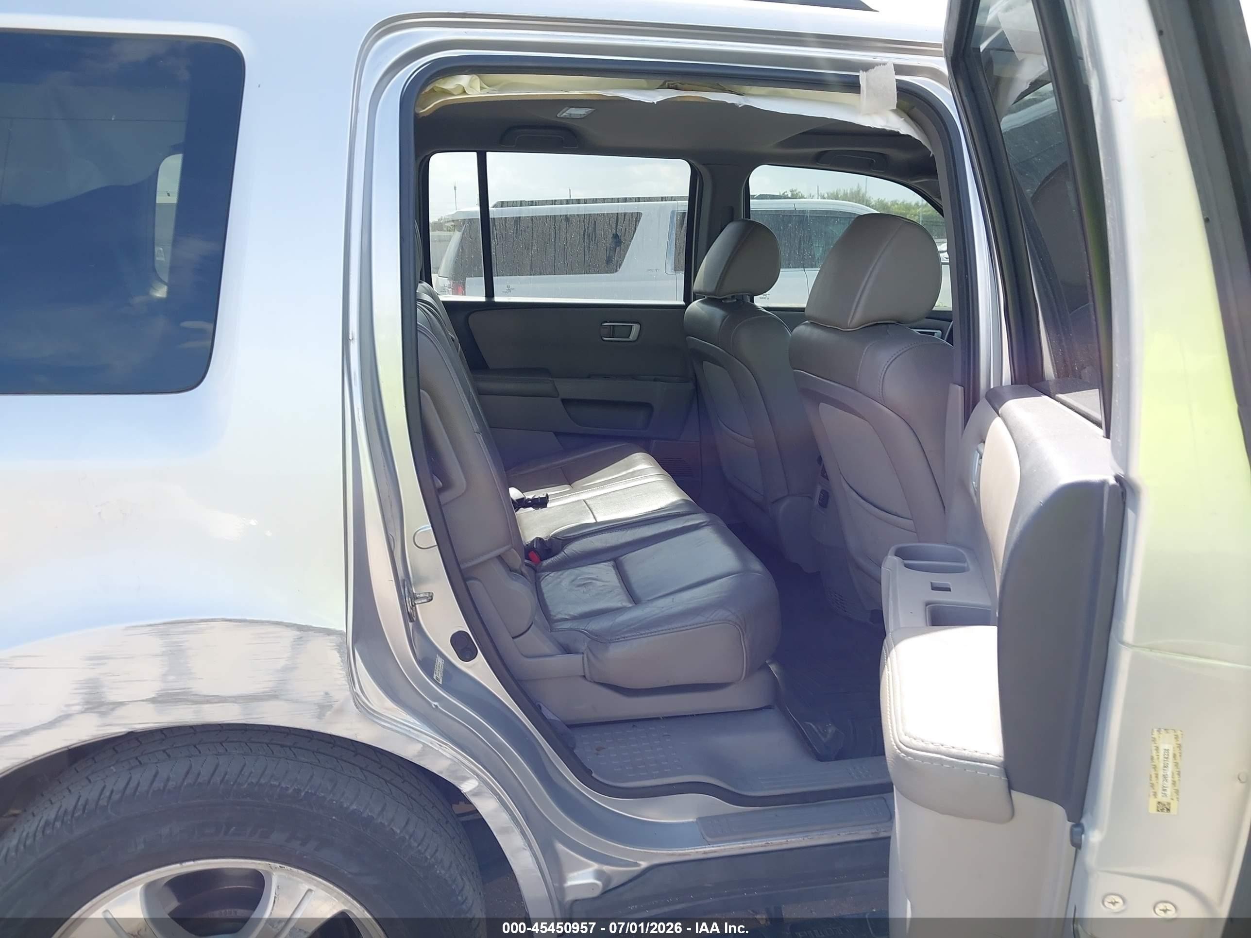 2014 Honda Pilot Ex-l Silver vin: 5FNYF3H51EB014338