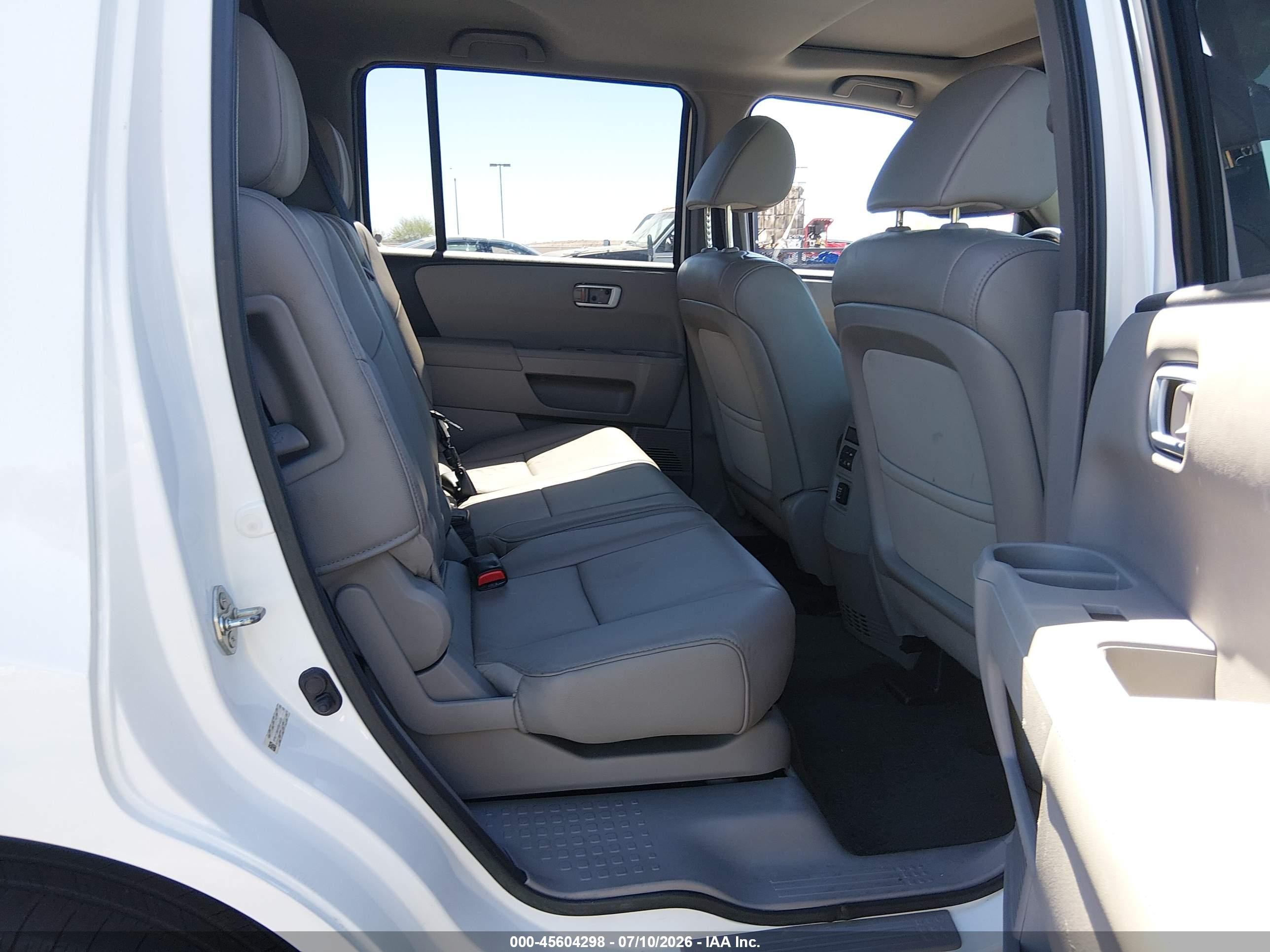 2014 Honda Pilot Ex-l Белый vin: 5FNYF3H51EB015330