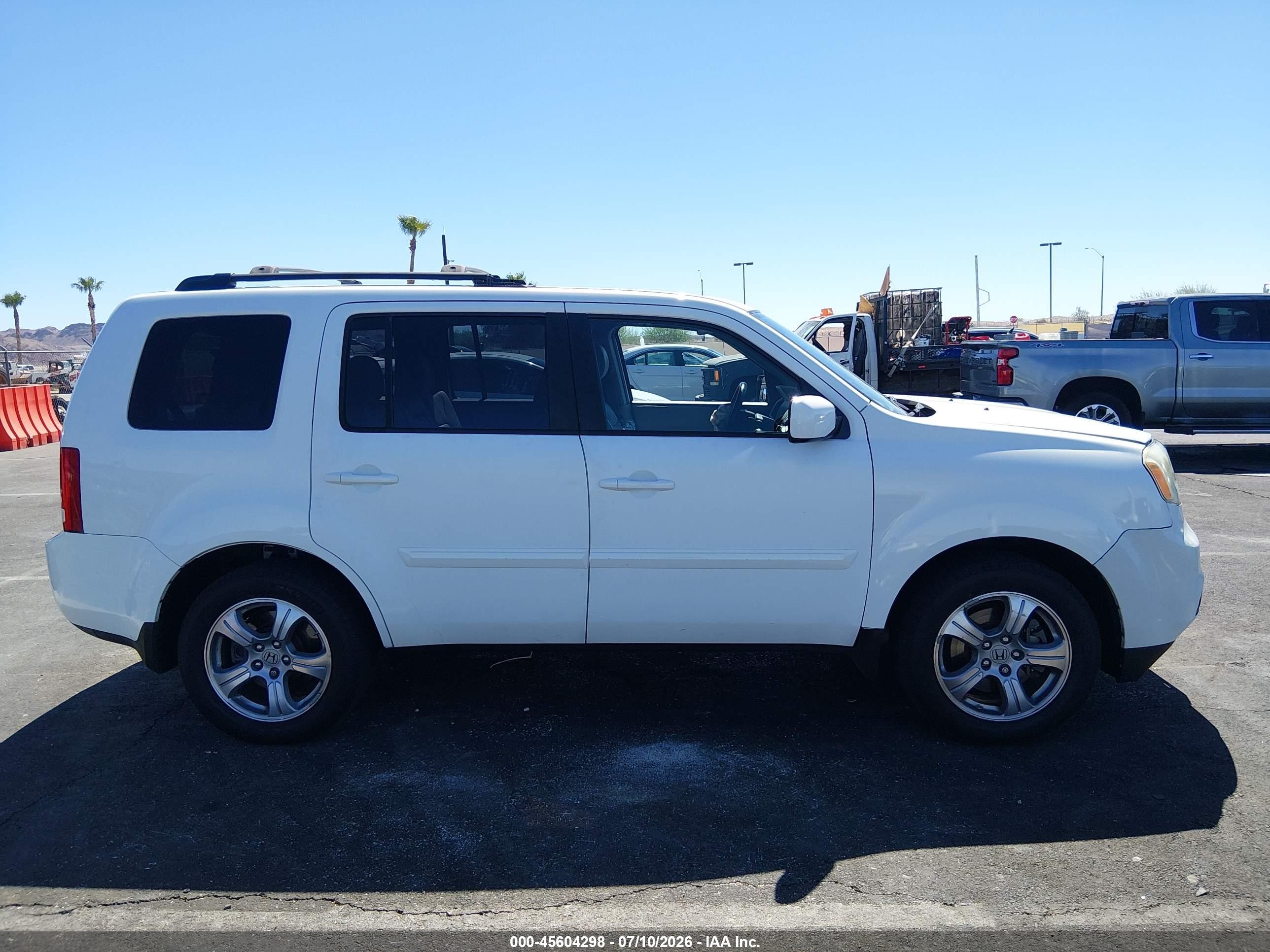 2014 Honda Pilot Ex-l Белый vin: 5FNYF3H51EB015330