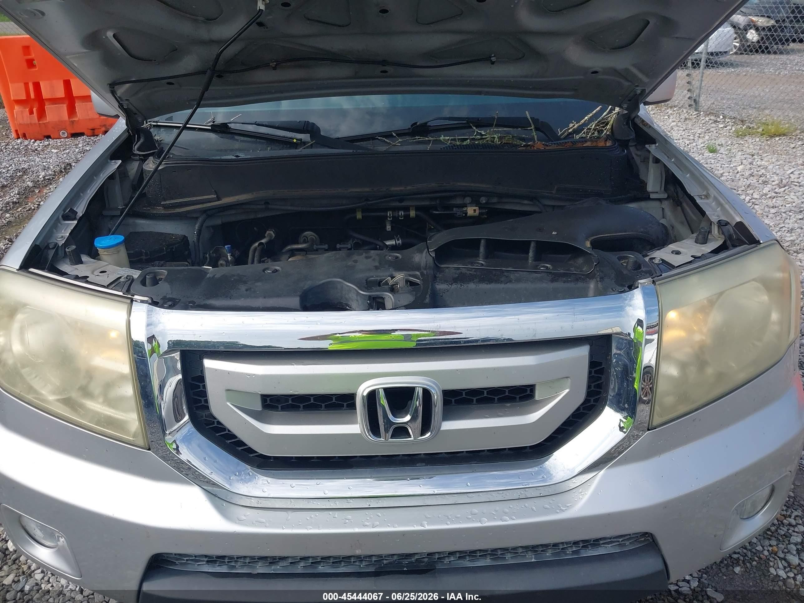 2011 Honda Pilot Ex-l Silver vin: 5FNYF3H52BB012092