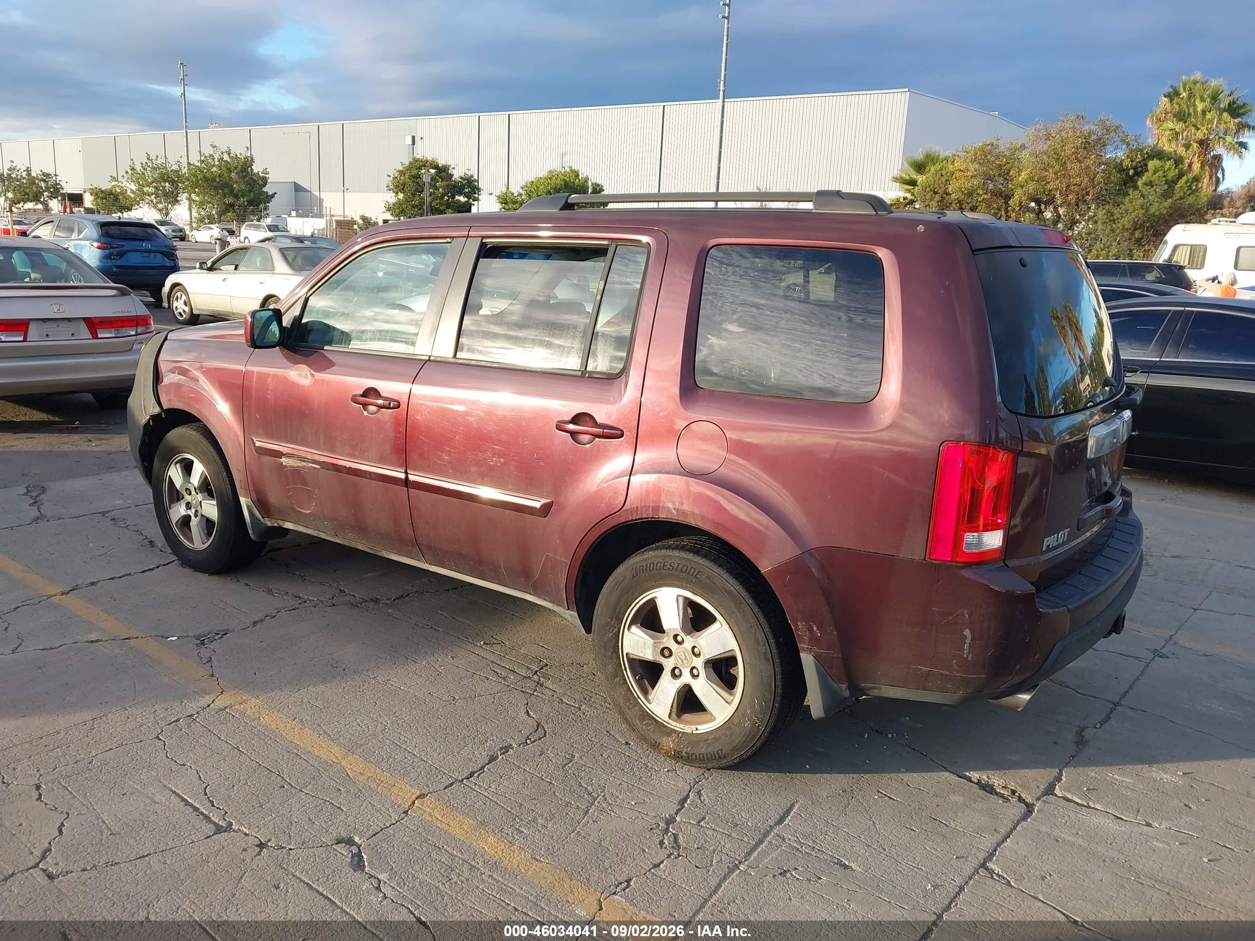 2011 Honda Pilot Ex-l Burgundy vin: 5FNYF3H52BB047585