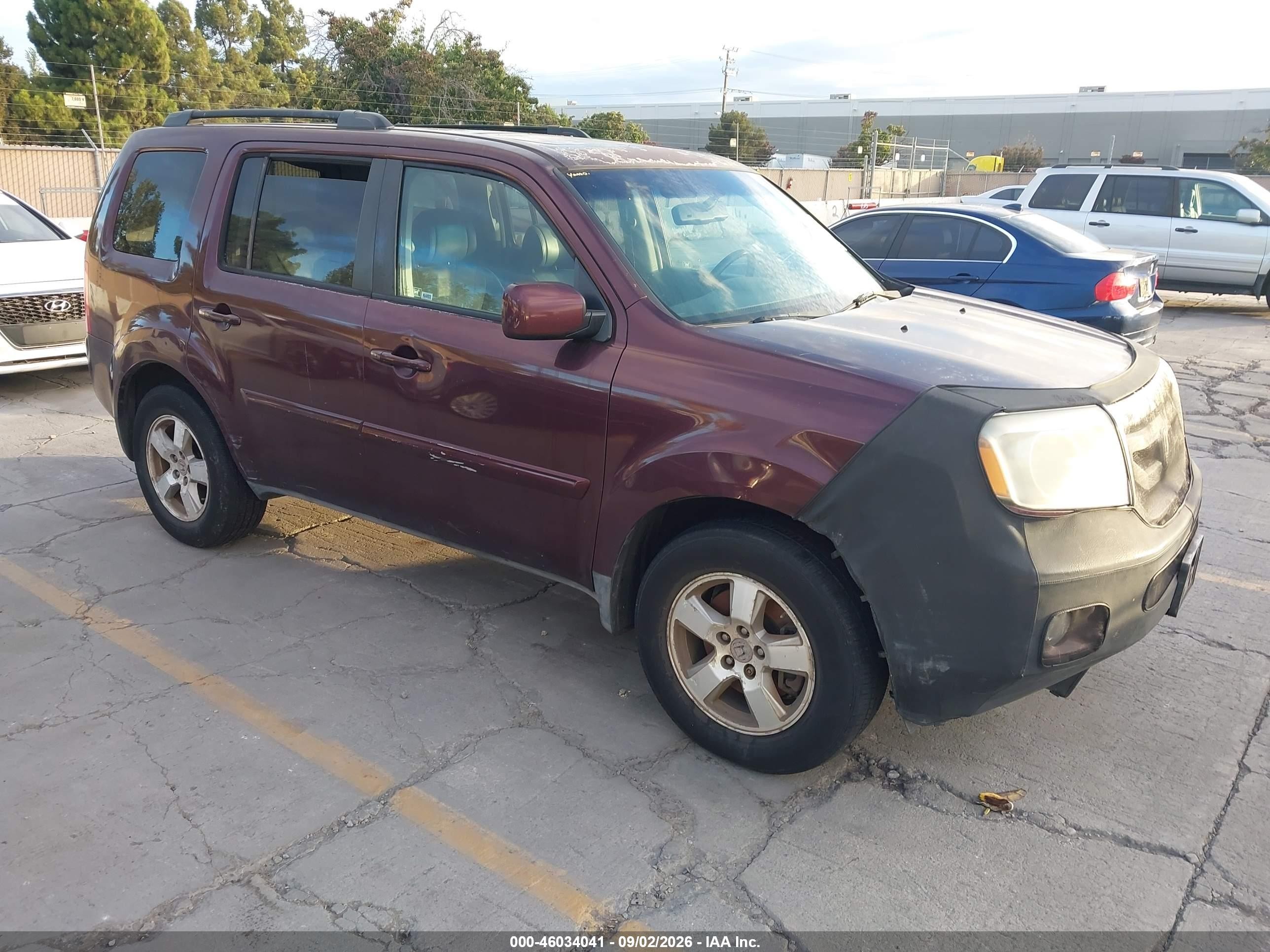 2011 Honda Pilot Ex-l Burgundy vin: 5FNYF3H52BB047585