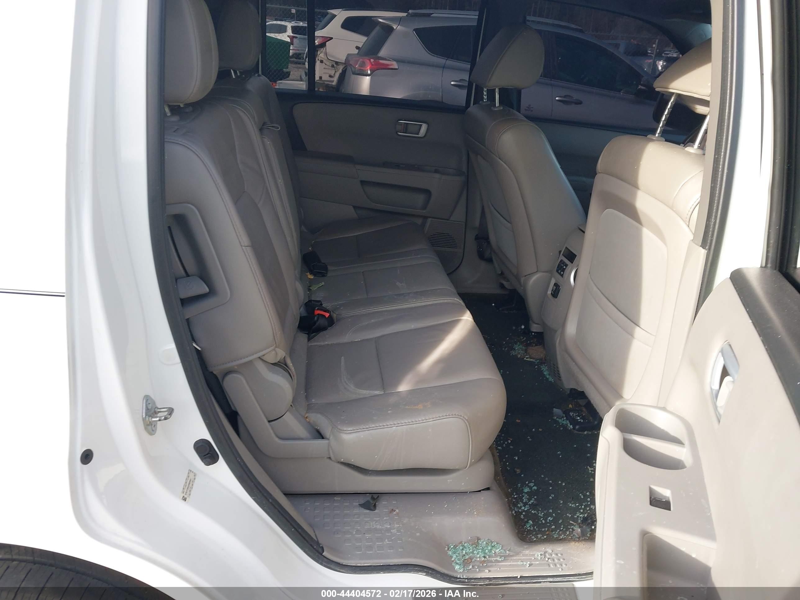 2014 Honda Pilot Ex-l Белый vin: 5FNYF3H52EB009861
