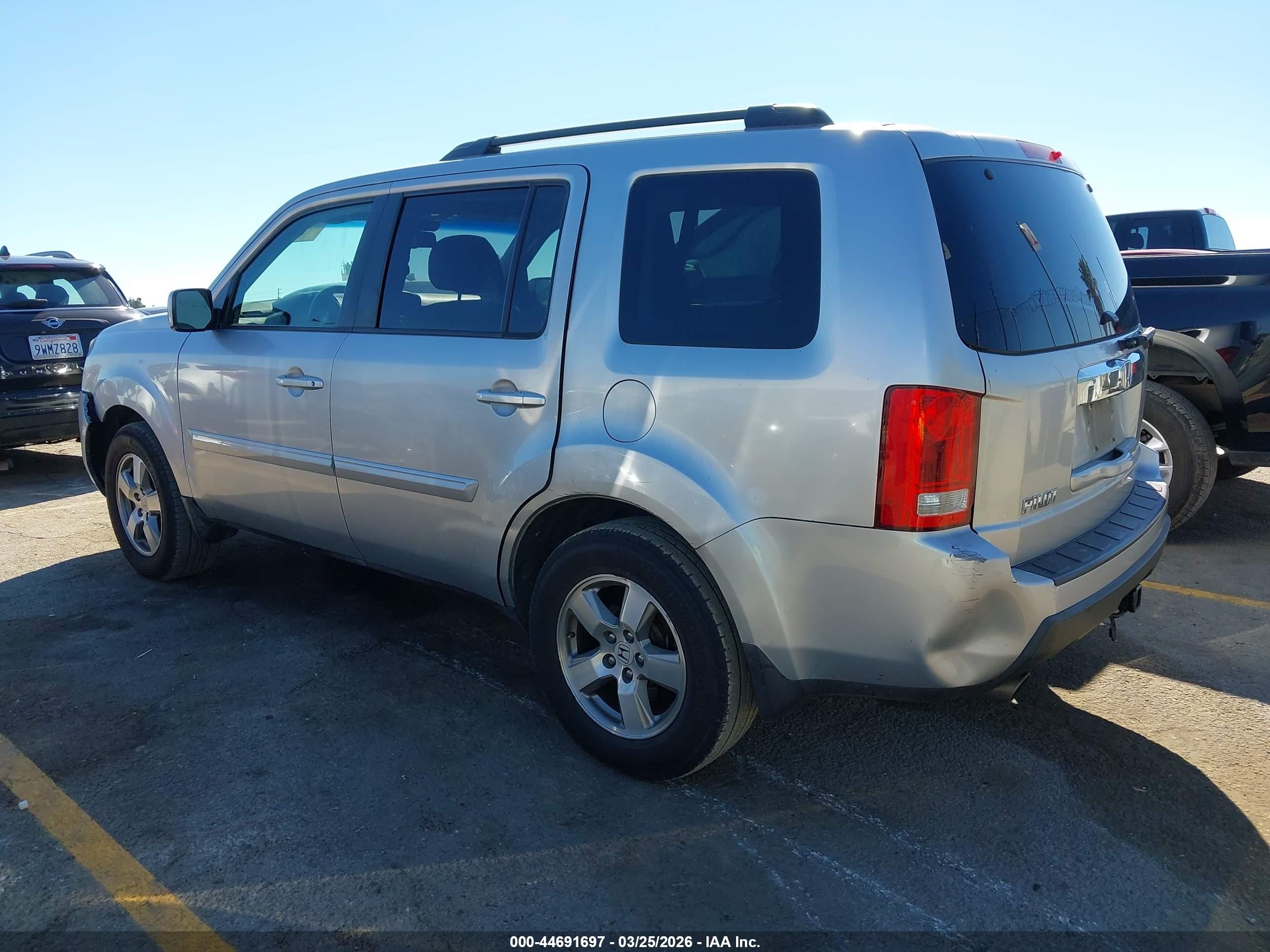 2010 Honda Pilot Ex-l Silver vin: 5FNYF3H53AB004789