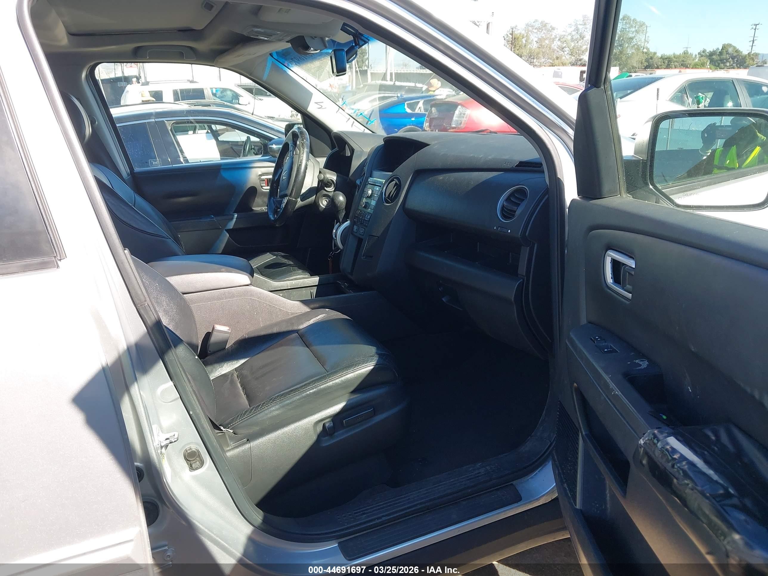 2010 Honda Pilot Ex-l Silver vin: 5FNYF3H53AB004789