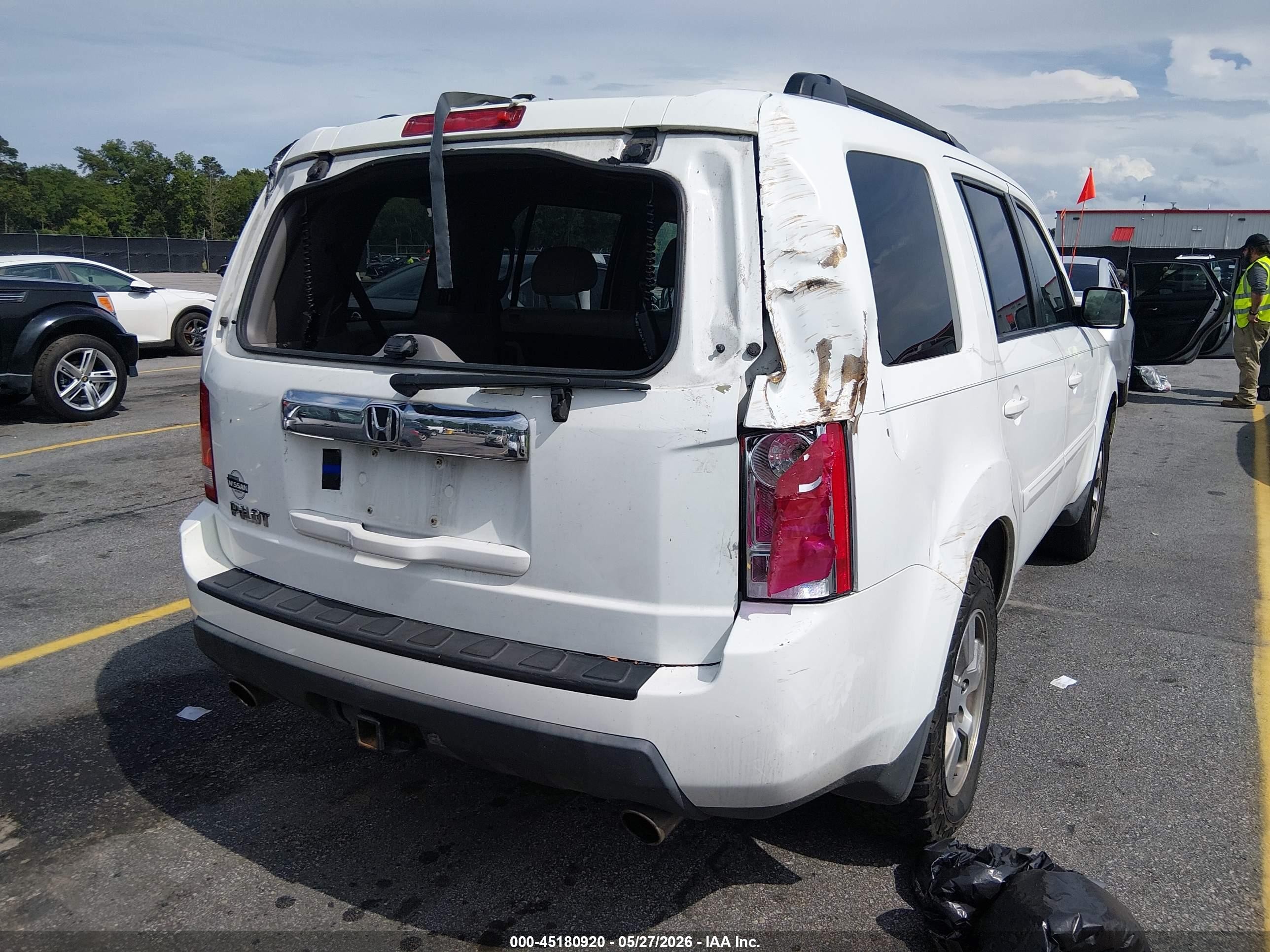 2010 Honda Pilot Ex-l White vin: 5FNYF3H53AB011225