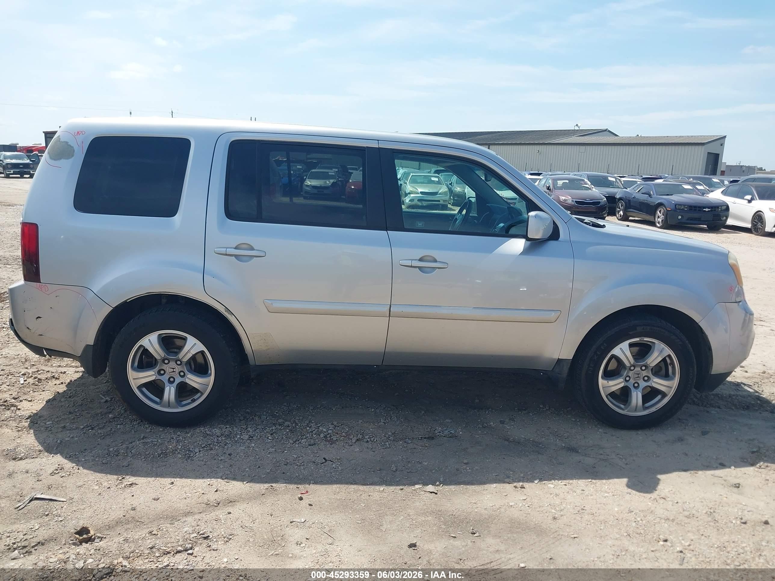 2012 Honda Pilot Ex-l Silver vin: 5FNYF3H53CB041571