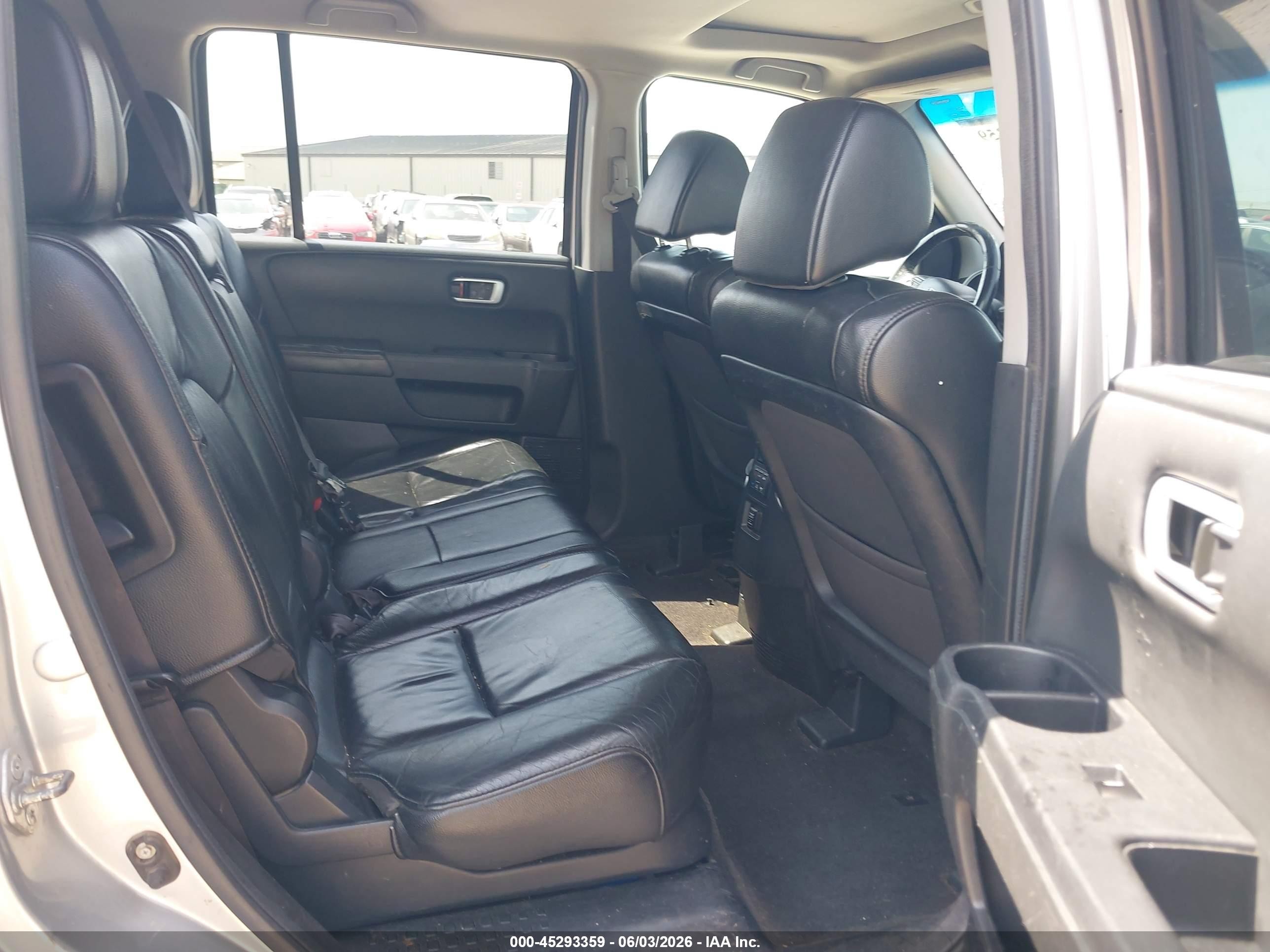2012 Honda Pilot Ex-l Silver vin: 5FNYF3H53CB041571