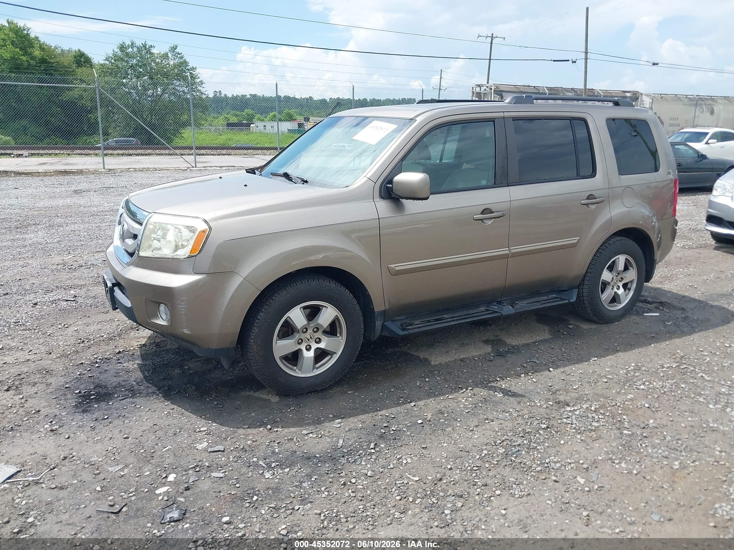 2011 Honda Pilot Ex-l Champagne vin: 5FNYF3H54BB005659