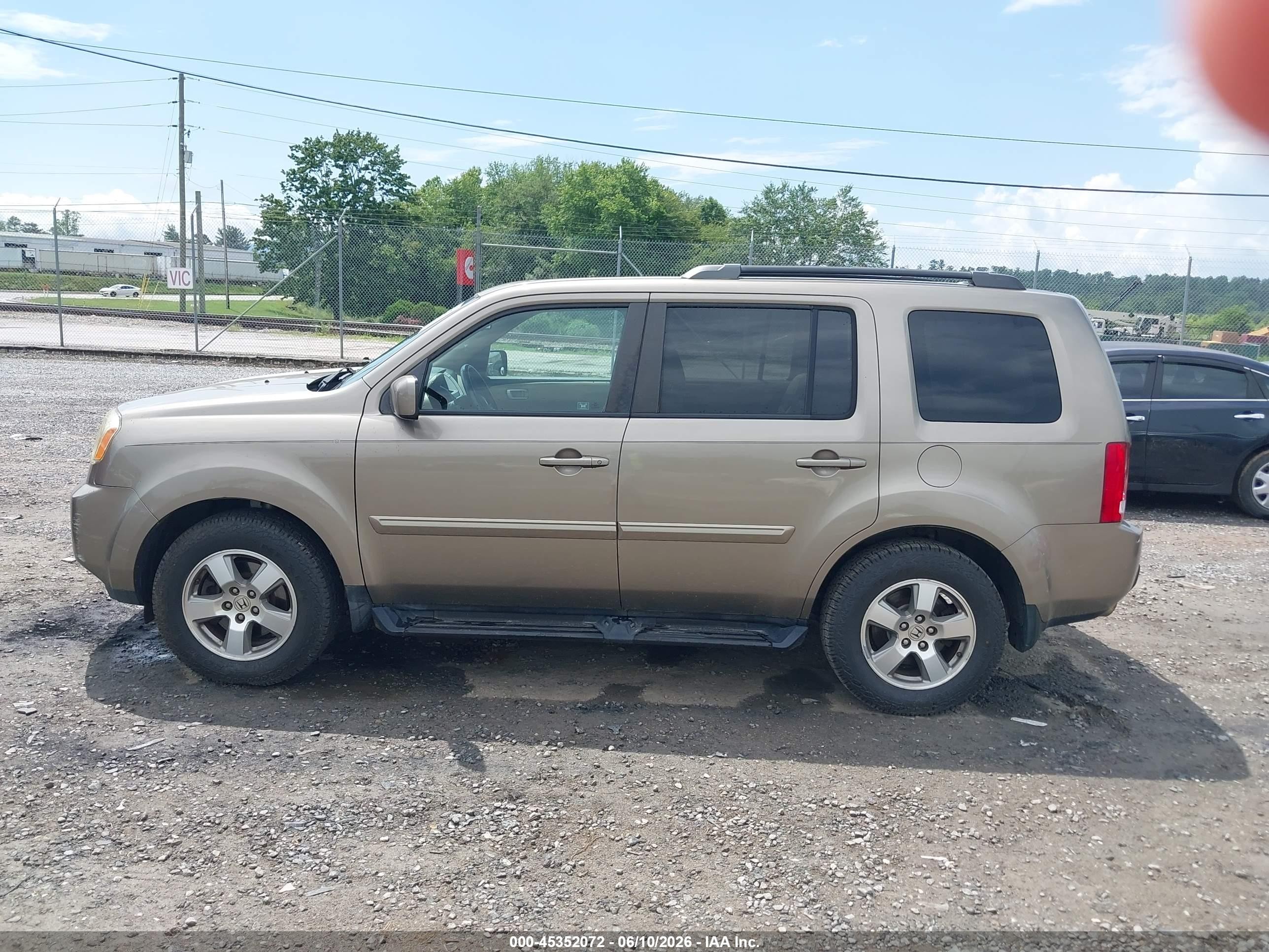 2011 Honda Pilot Ex-l Champagne vin: 5FNYF3H54BB005659