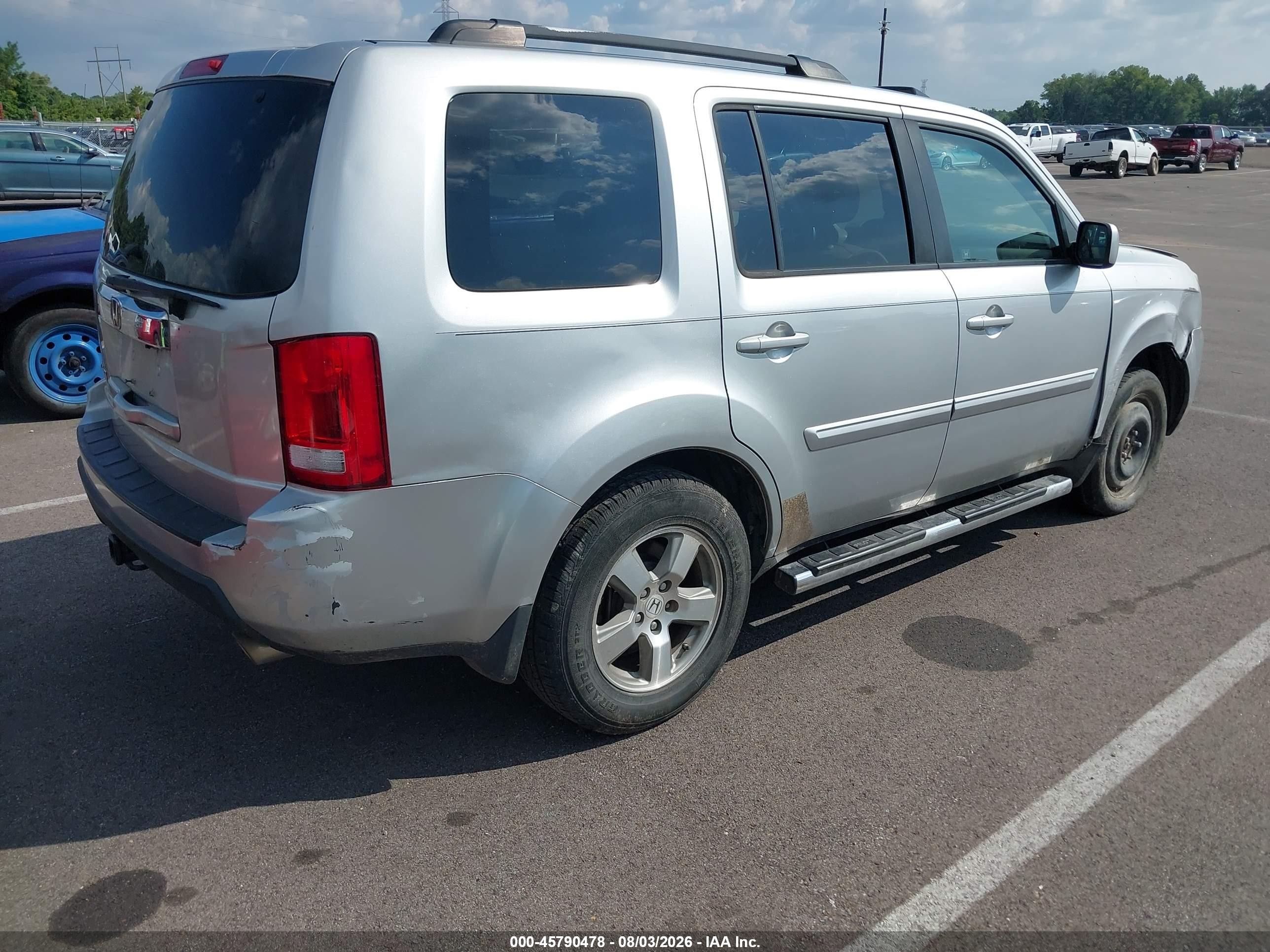 2011 Honda Pilot Ex-l Silver vin: 5FNYF3H54BB006469