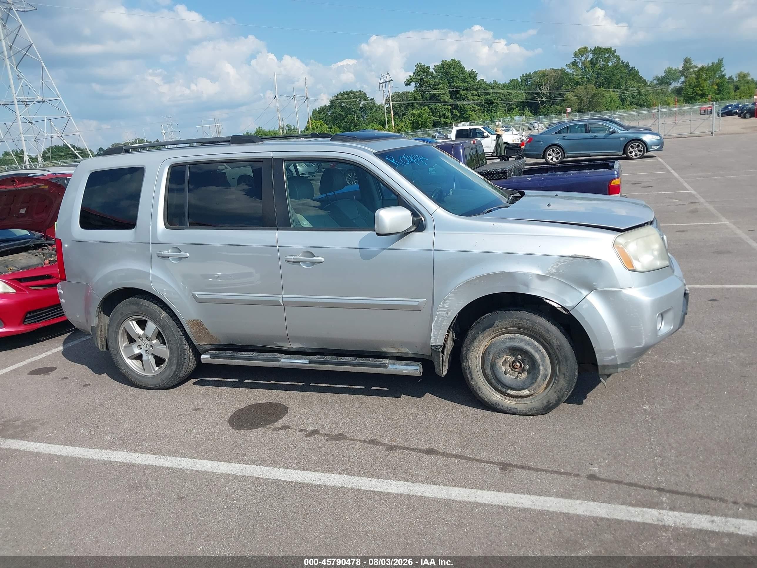 2011 Honda Pilot Ex-l Silver vin: 5FNYF3H54BB006469
