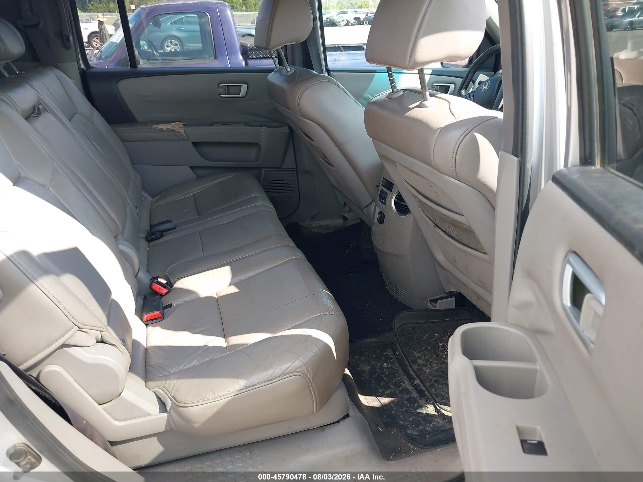 2011 Honda Pilot Ex-l Silver vin: 5FNYF3H54BB006469