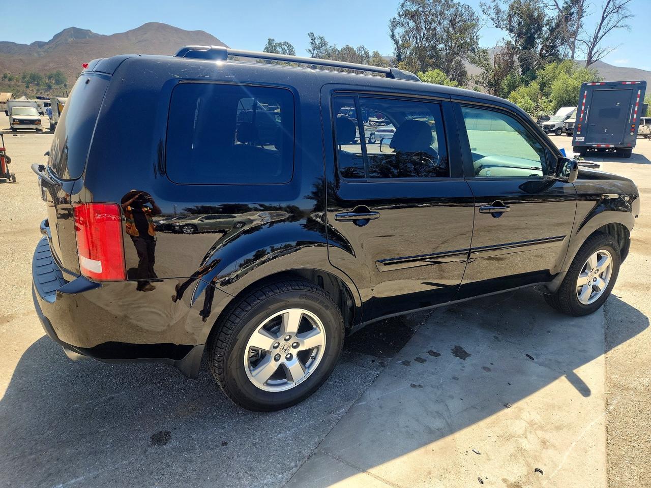 2011 Honda Pilot Exl Black vin: 5FNYF3H54BB017441