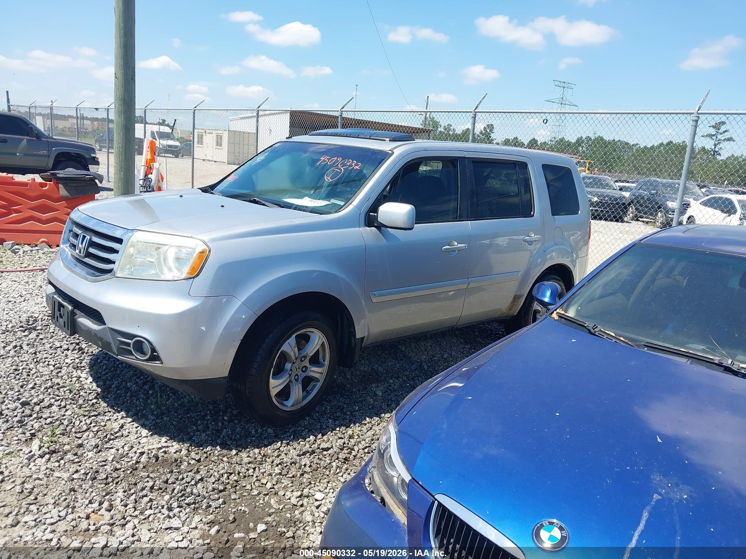 2014 Honda Pilot Ex-l Silver vin: 5FNYF3H54EB004984