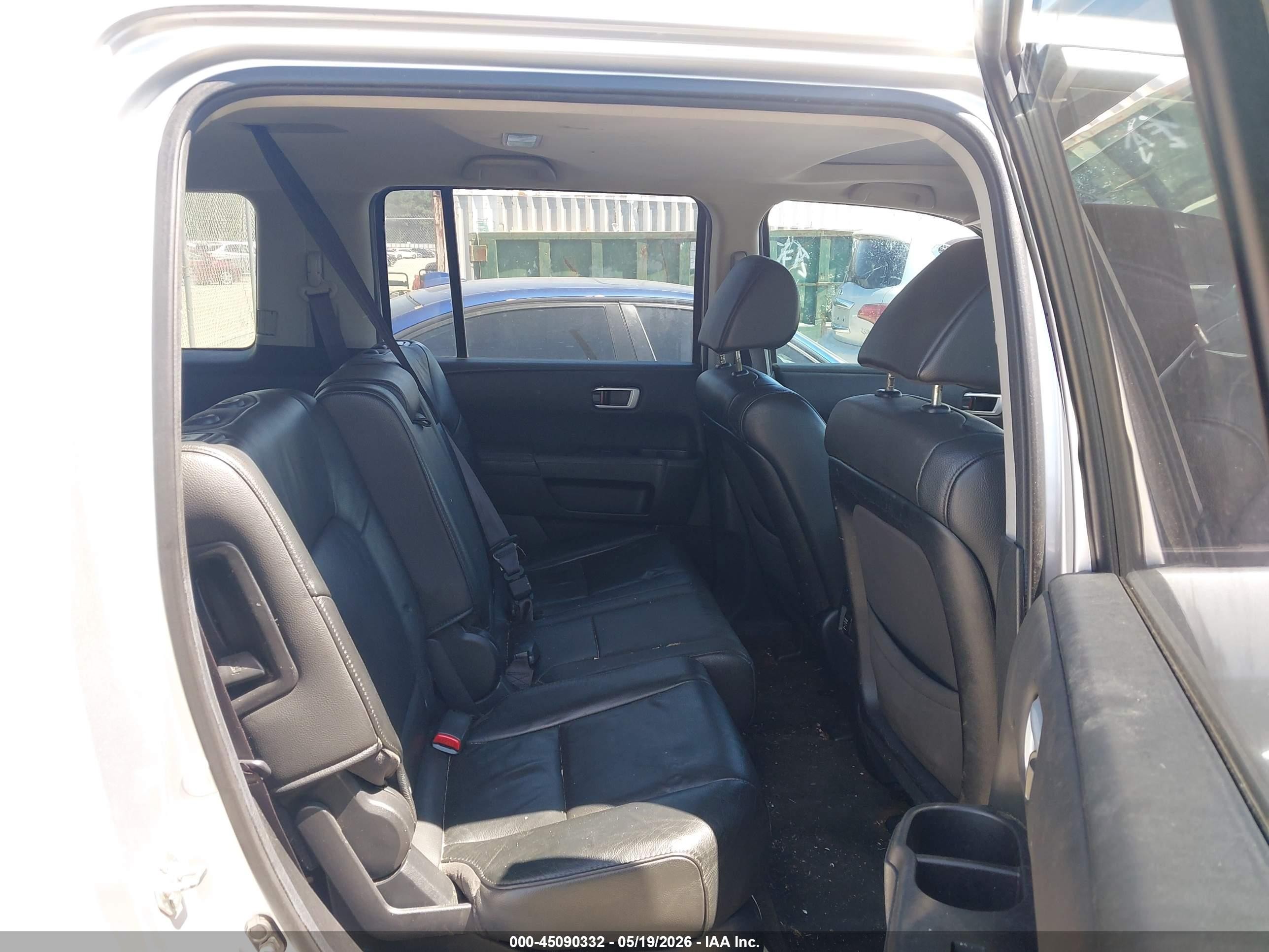 2014 Honda Pilot Ex-l Silver vin: 5FNYF3H54EB004984