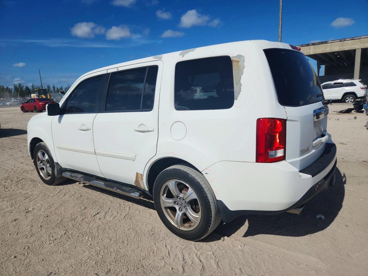 2014 Honda Pilot Exl White vin: 5FNYF3H54EB020182