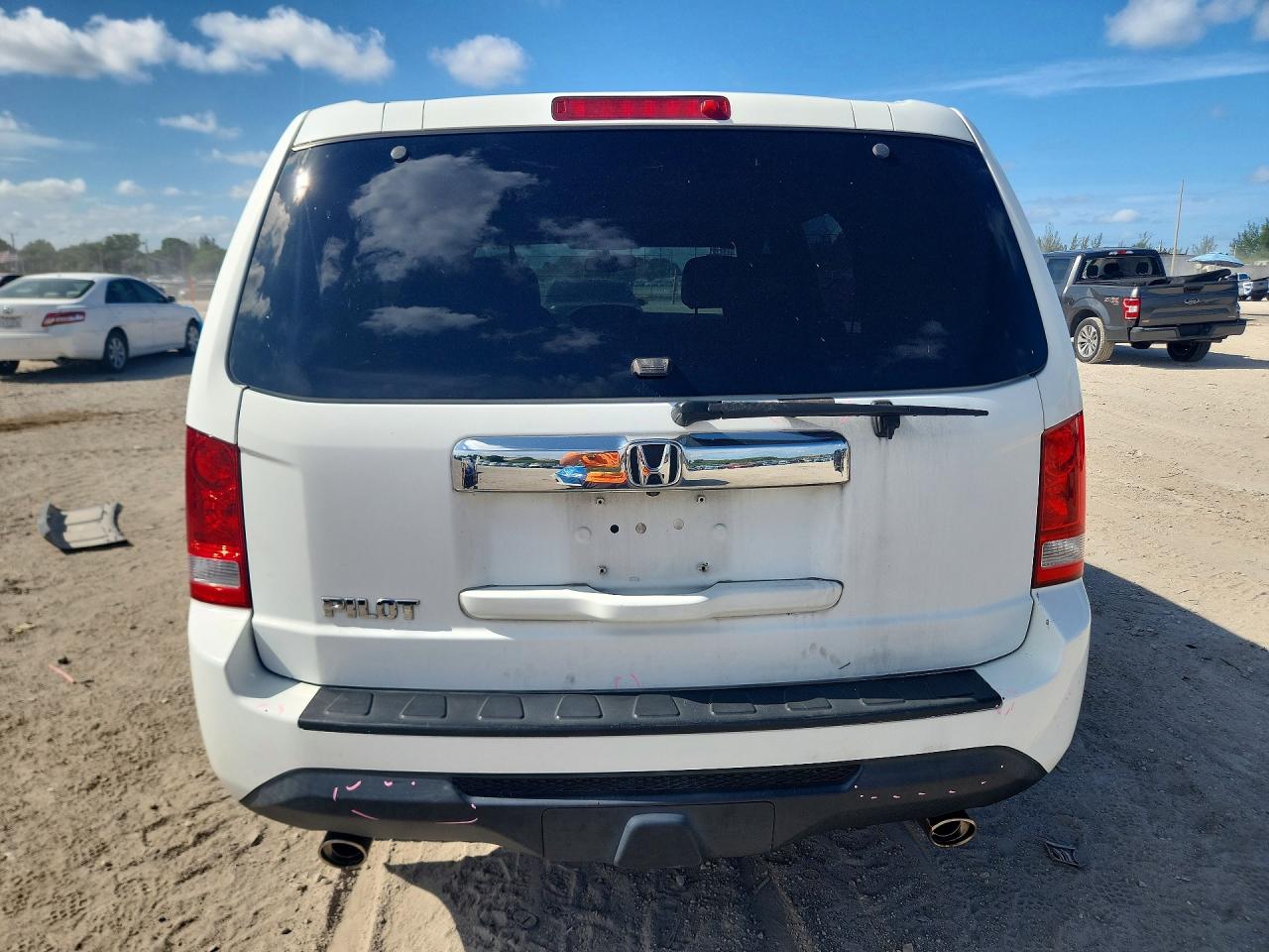 2014 Honda Pilot Exl White vin: 5FNYF3H54EB020182