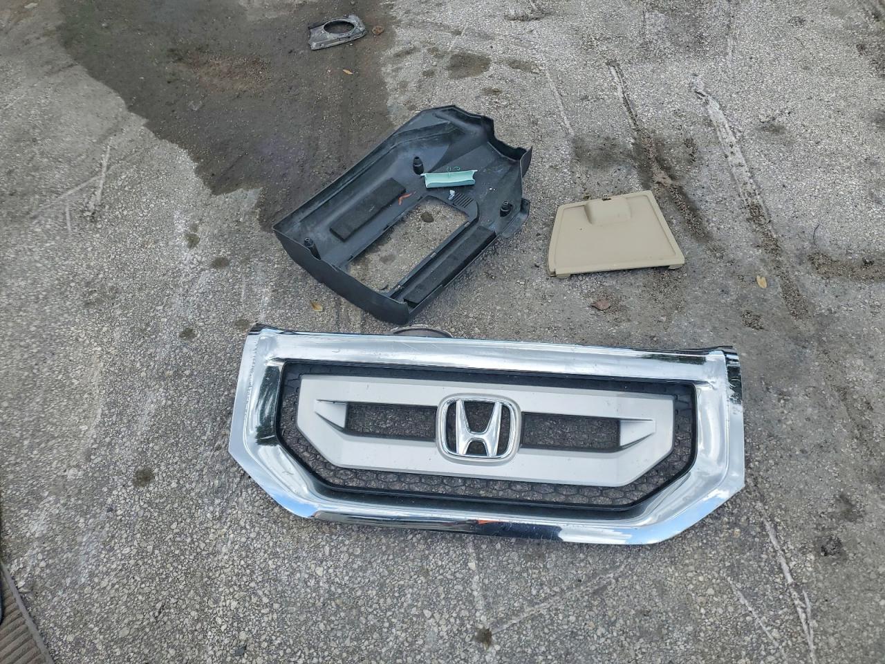 2011 Honda Pilot Exl Золотой vin: 5FNYF3H55BB027573