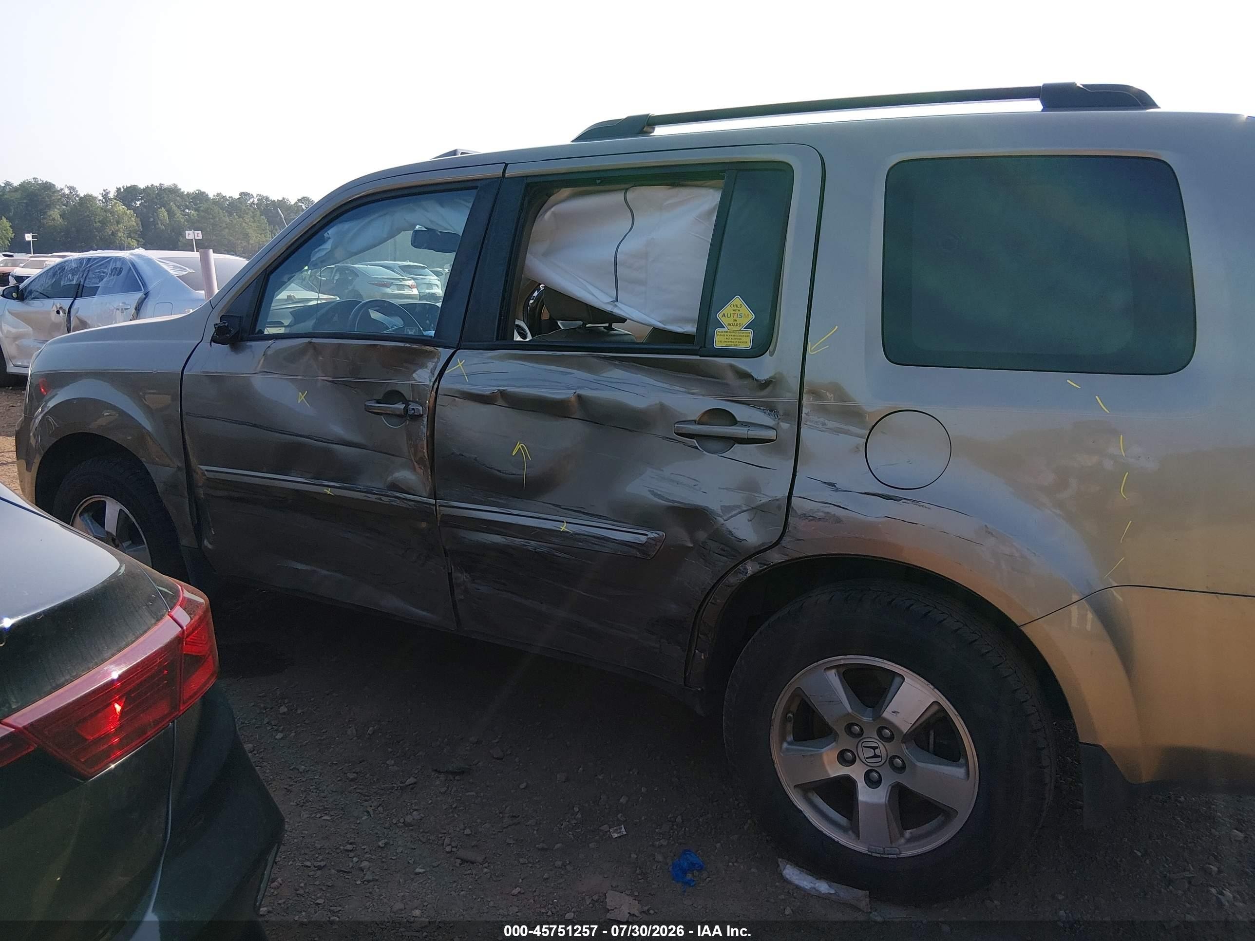 2011 Honda Pilot Ex-l Gold vin: 5FNYF3H55BB045636