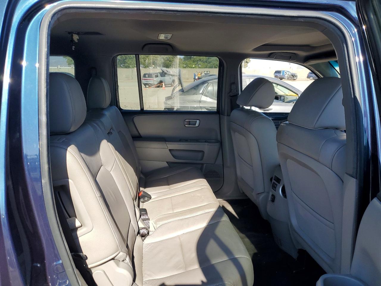 2012 Honda Pilot Exl Blue vin: 5FNYF3H55CB005591