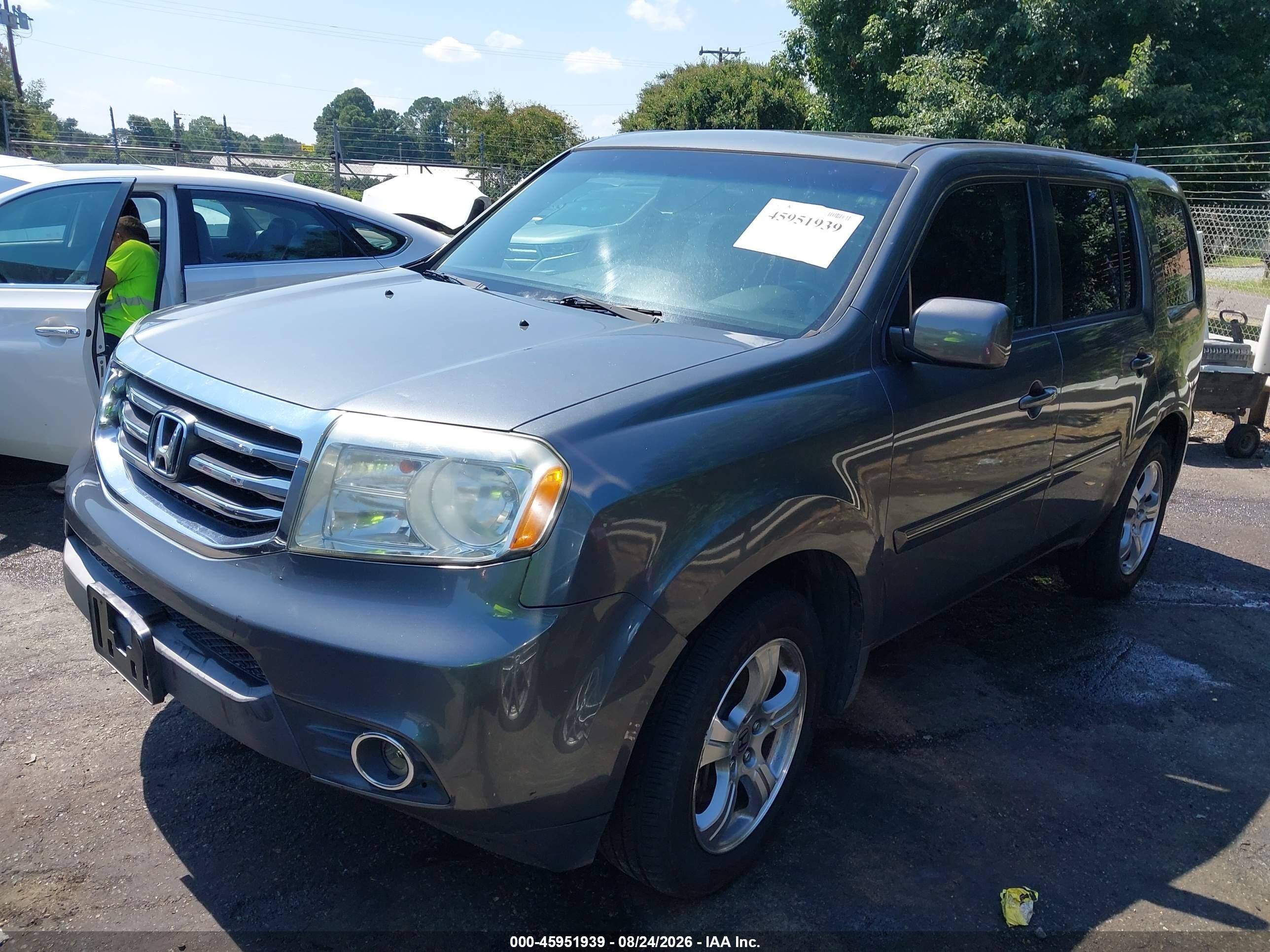 2012 Honda Pilot Ex-l Gray vin: 5FNYF3H55CB008927