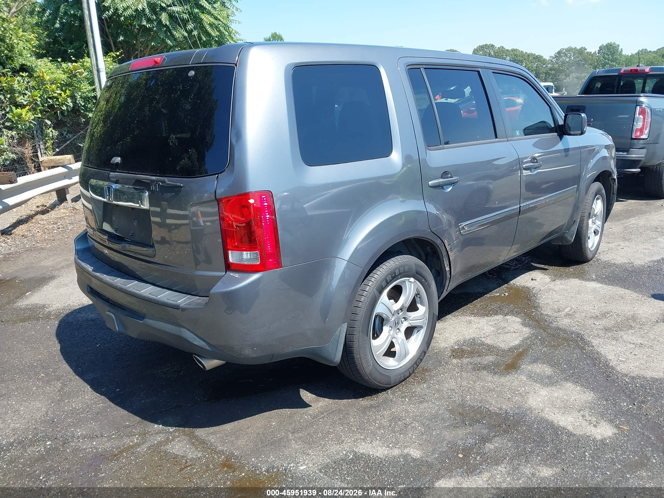 2012 Honda Pilot Ex-l Gray vin: 5FNYF3H55CB008927