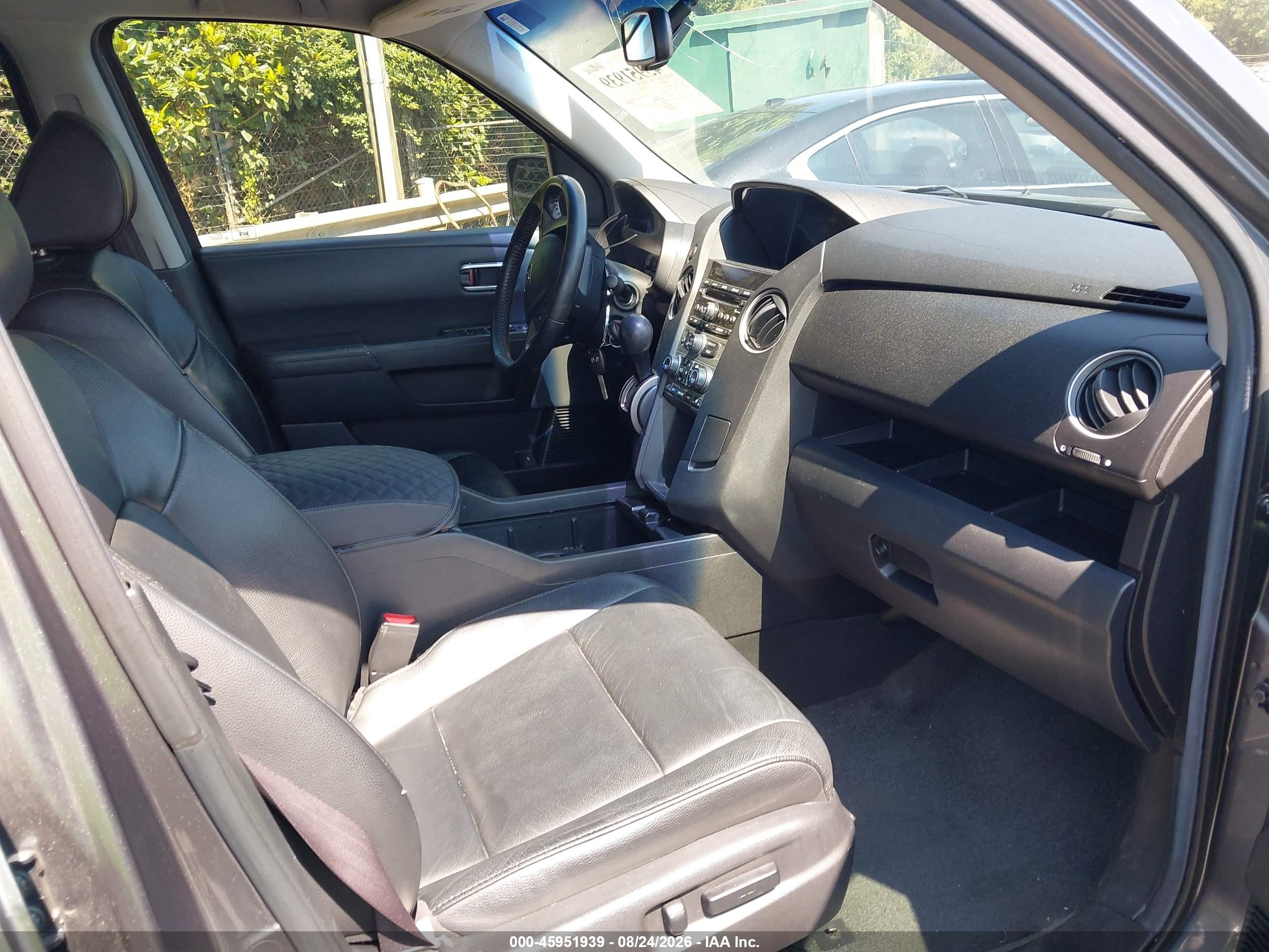 2012 Honda Pilot Ex-l Gray vin: 5FNYF3H55CB008927