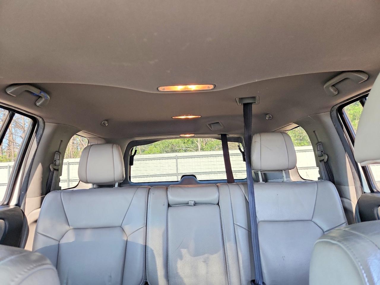2012 Honda Pilot Exl White vin: 5FNYF3H55CB023637