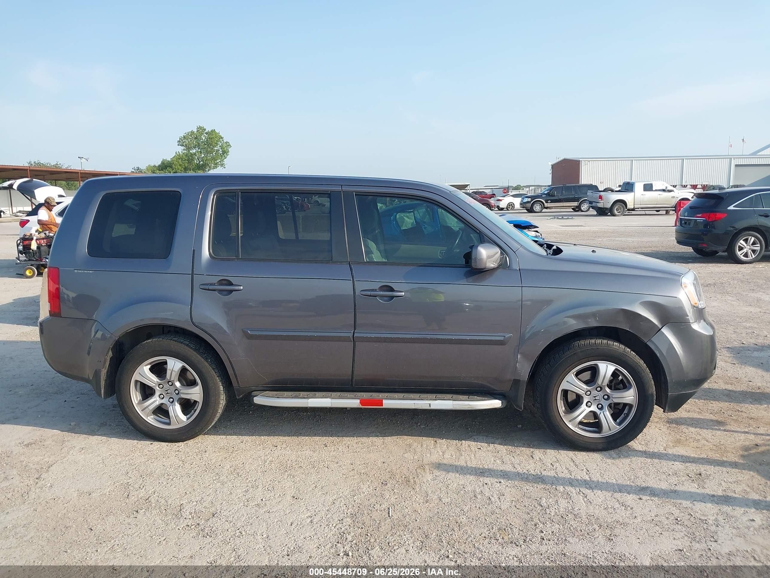 2014 Honda Pilot Ex-l Gray vin: 5FNYF3H55EB011118