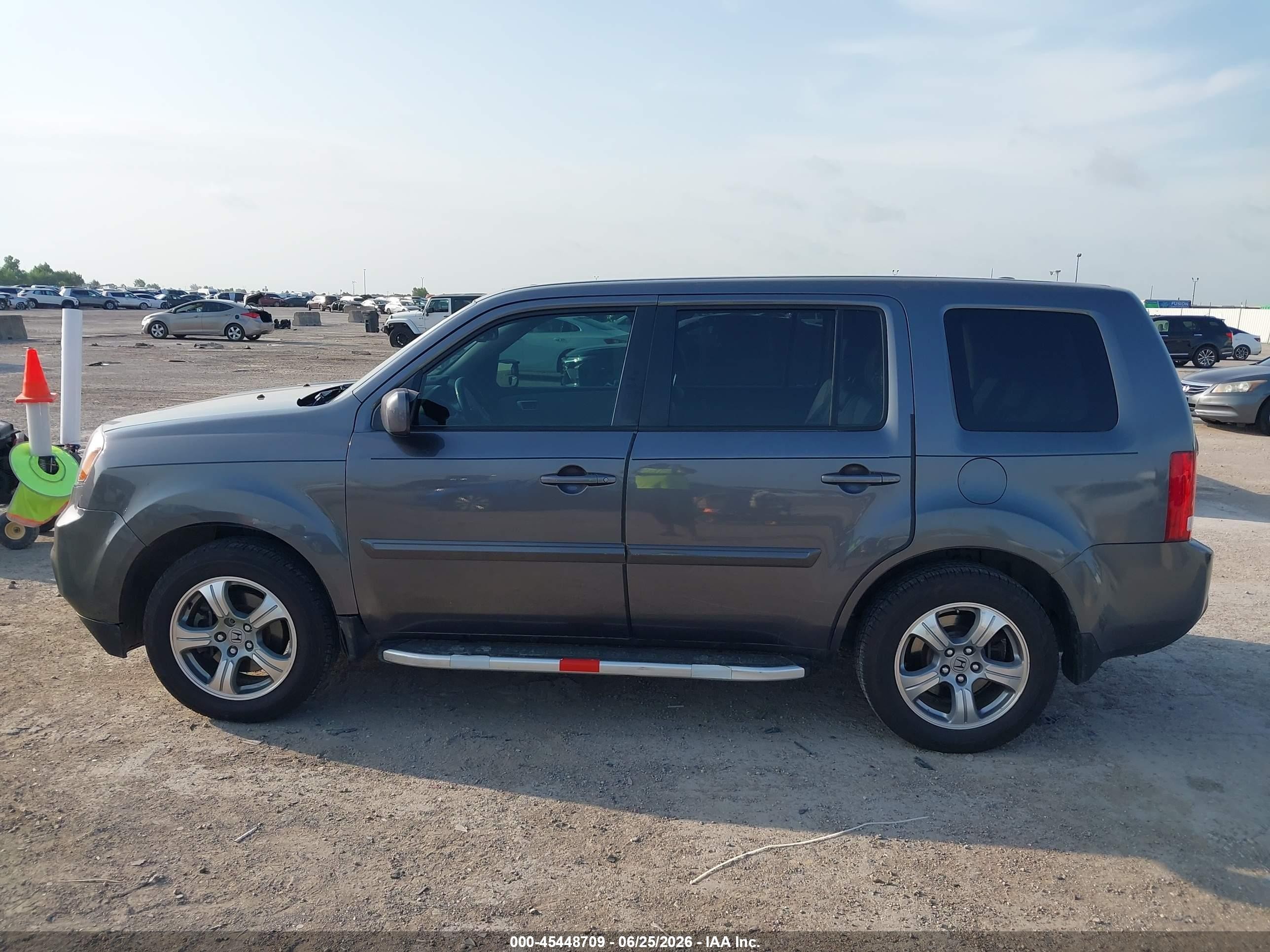 2014 Honda Pilot Ex-l Gray vin: 5FNYF3H55EB011118
